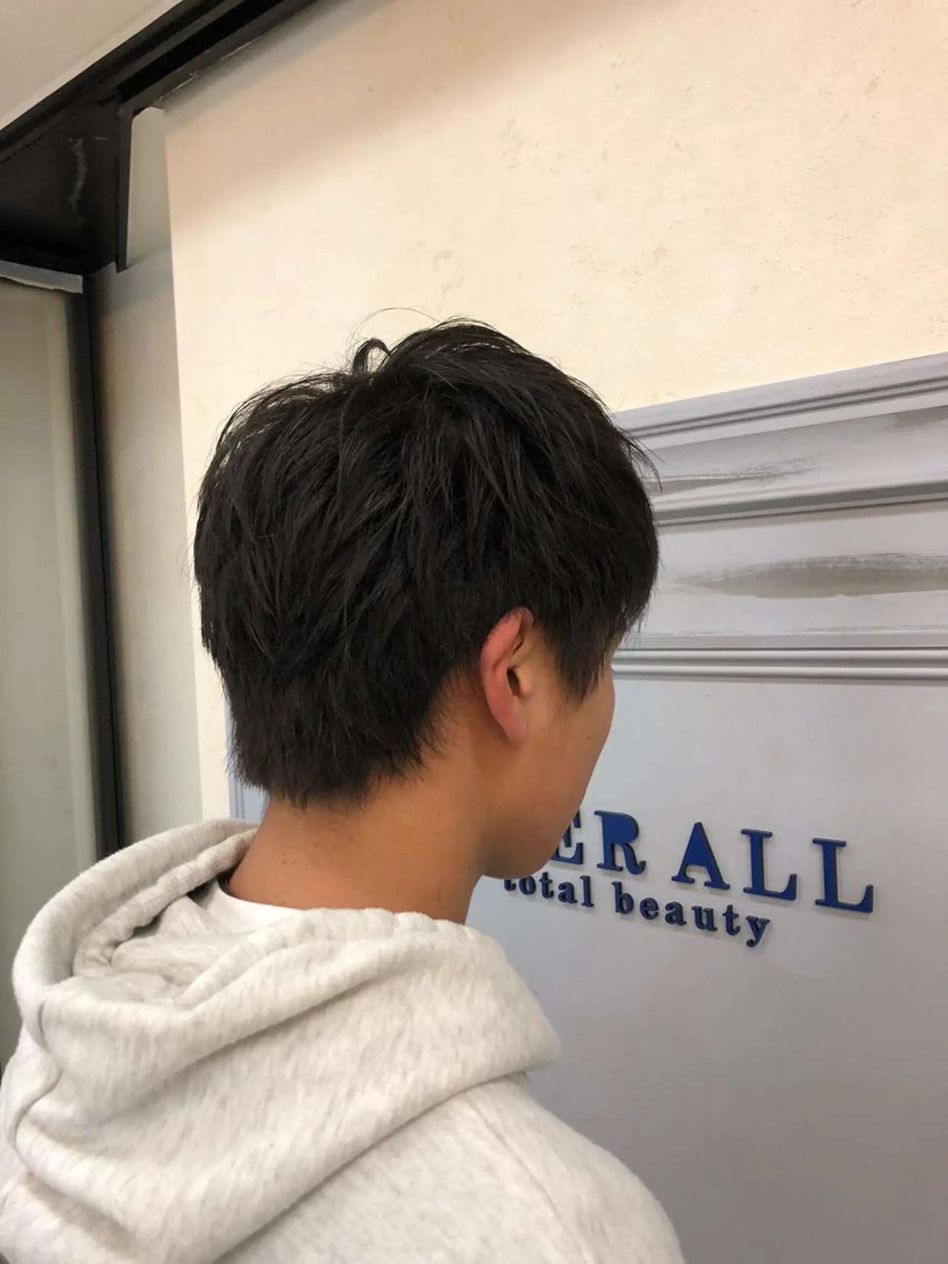 メンズ 小島嵩人 縮毛矯正 髪質改善のヘアスタイル