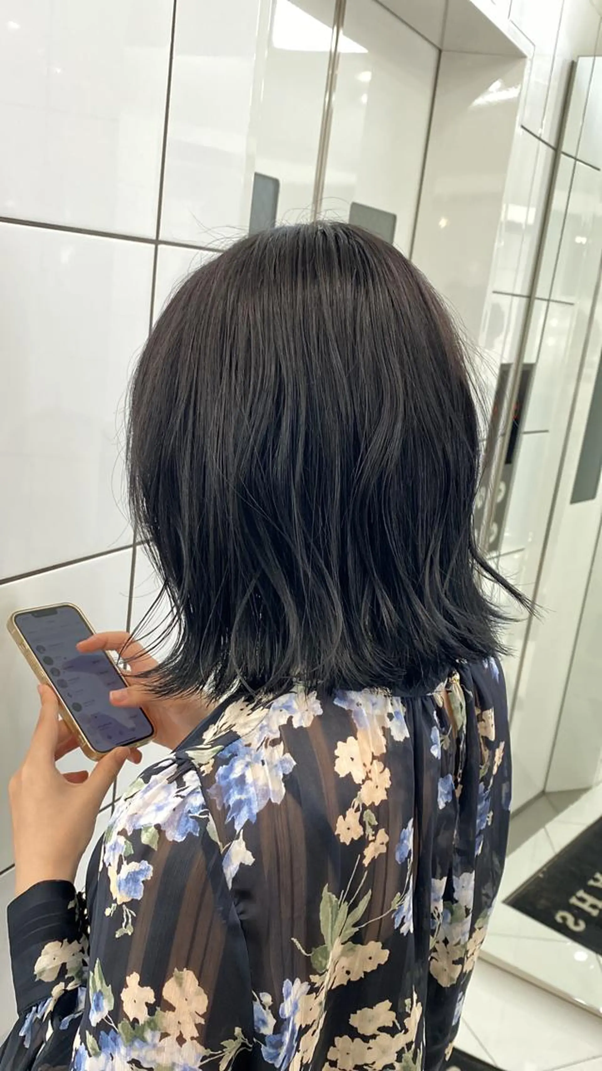 ミディアム 韓国ヘア/ハイトーン RYUSEIのヘアスタイル