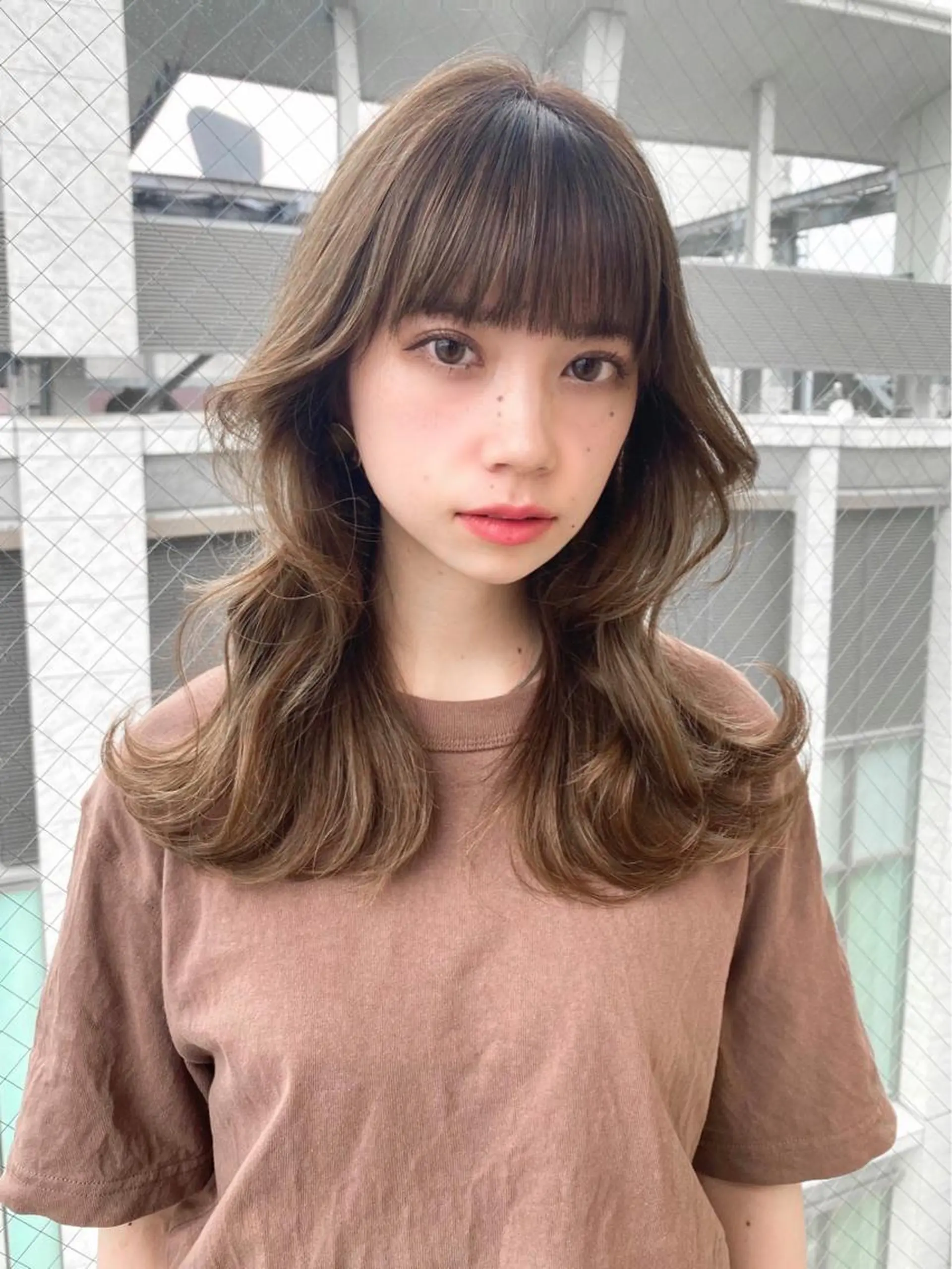 セミロング カラー くびれヘア レイヤー/顔周り /透明感🩶高橋大のヘアスタイル