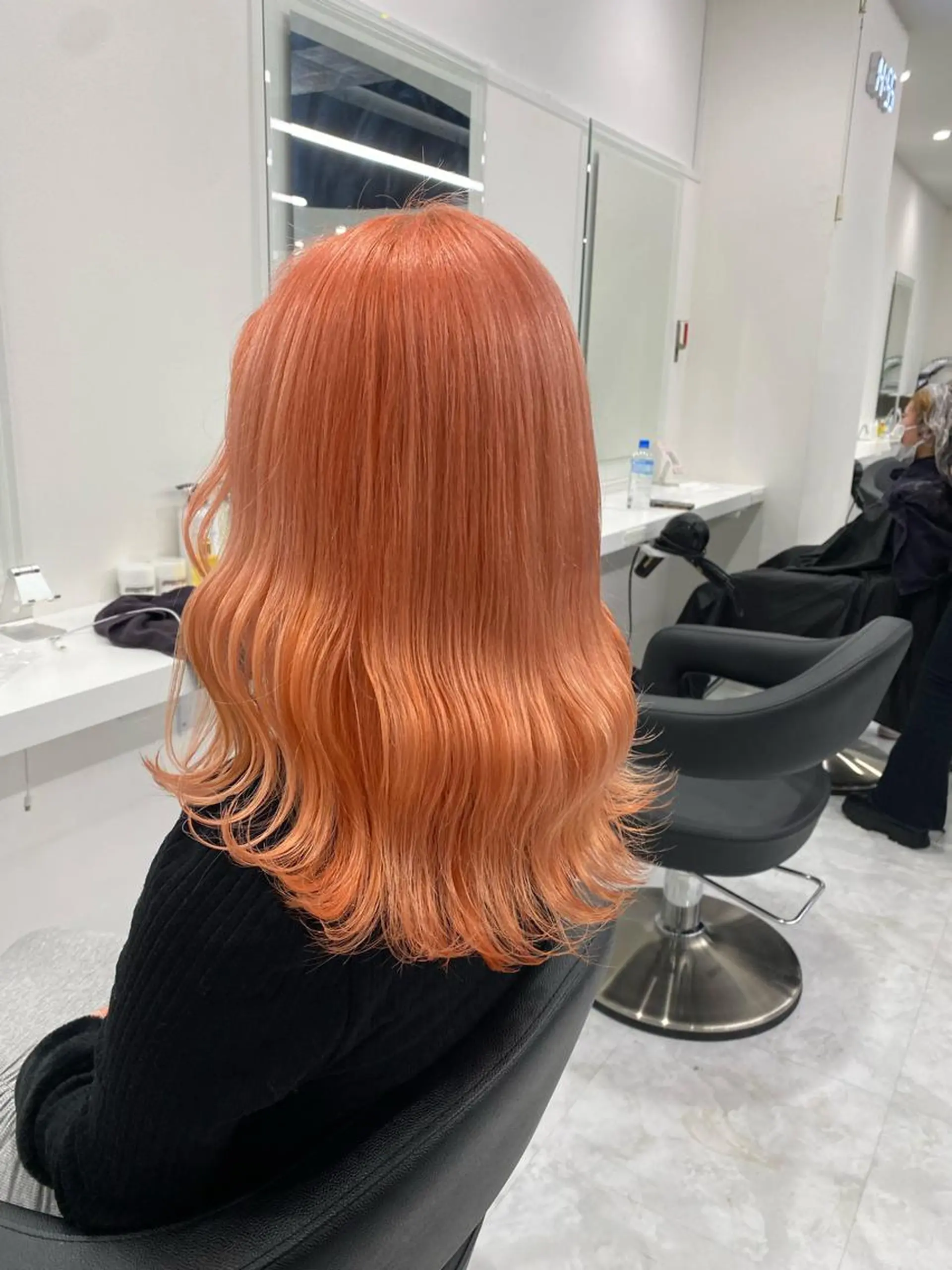 ロング カラー ヘアアレンジ SALOWIN 宇田川店所属・ブリーチなしトレンド SHUSAKUのヘアスタイル