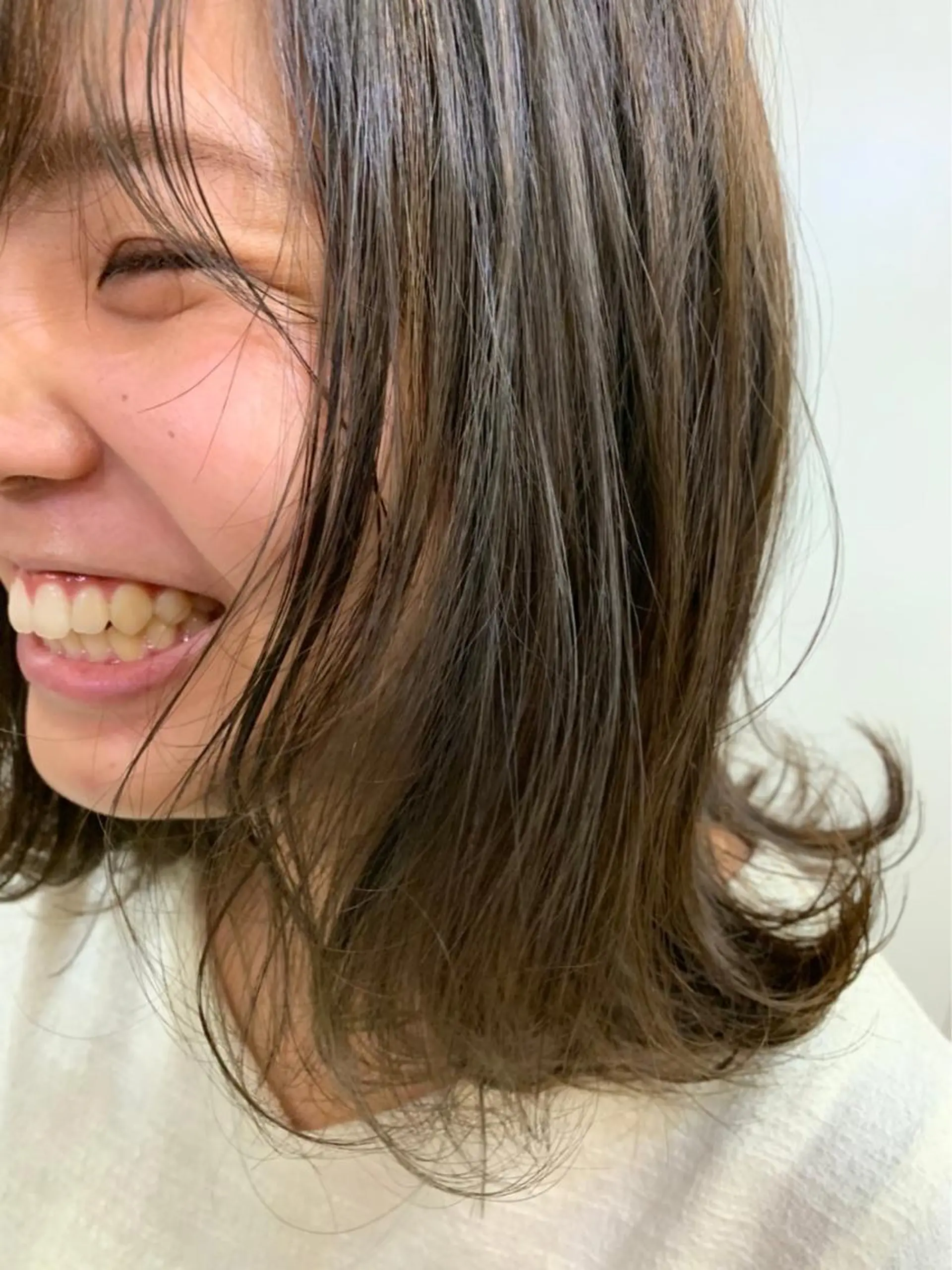 ミディアム ハイライト ヘアカラー sea's所属・ヒラカホ/矢場町/ ブリーチ/似合わせのヘアスタイル