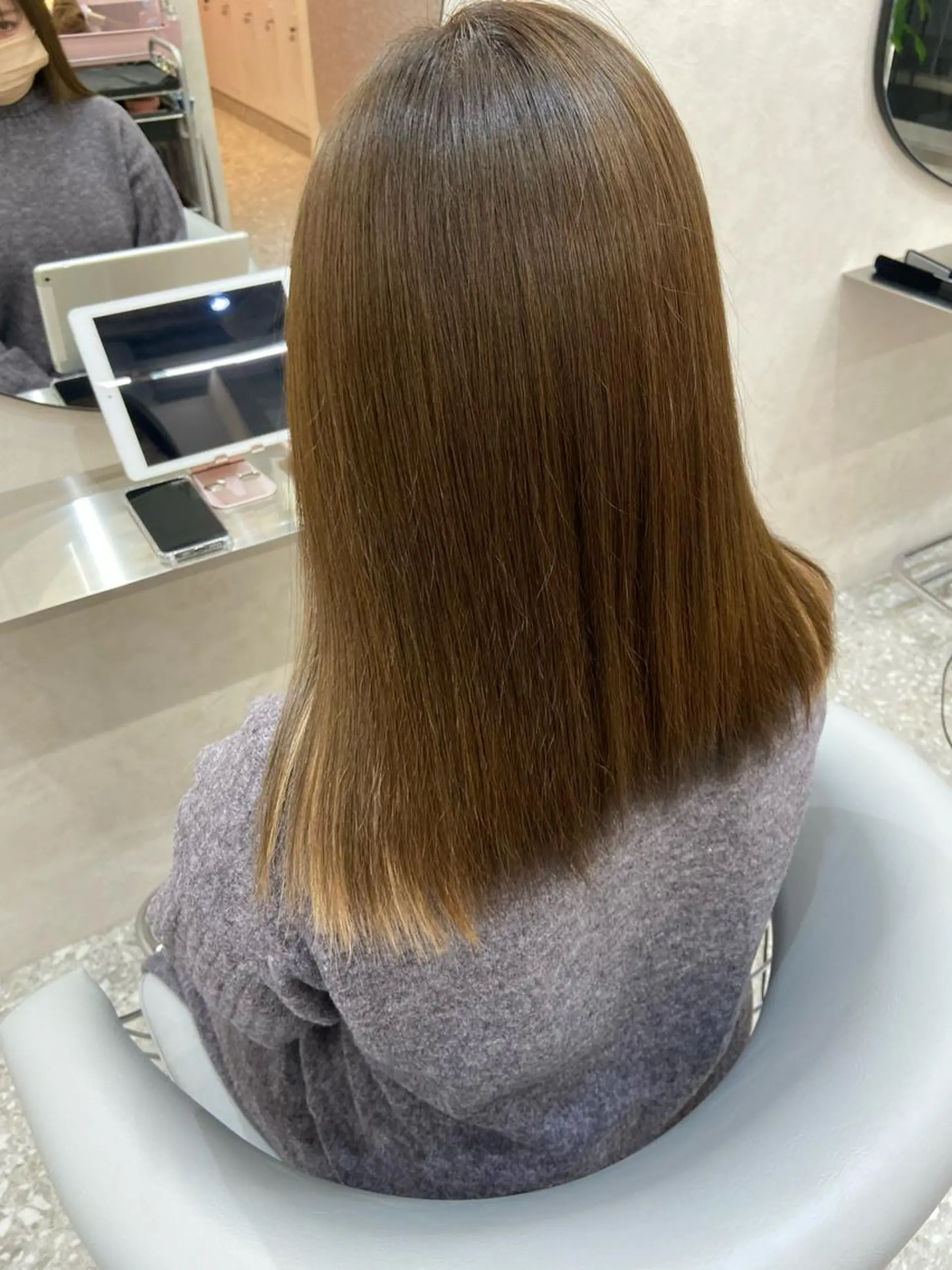 ミディアム カラー グレージュ オリーブグレージュ オリーブグレー 韓国風ヘア カット ヘアカラー トリートメント 新宿/韓国ヘア 中明度カラー/かやのヘアスタイル