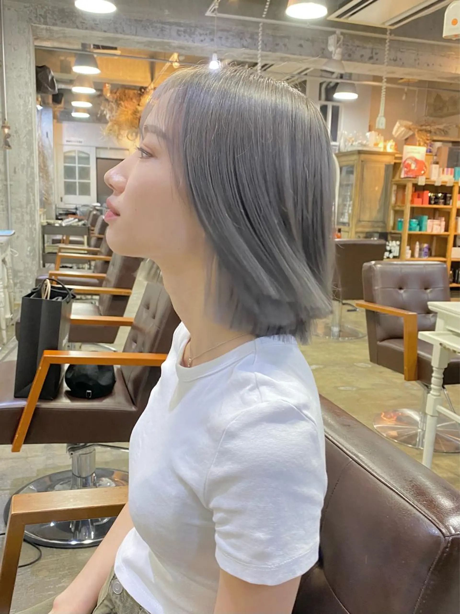 ミディアム カラー グレージュ ラベンダーカラー ラベンダーグレージュ ラベンダーグレー Piaコータロー ハイトーン&‪ボブのヘアスタイル