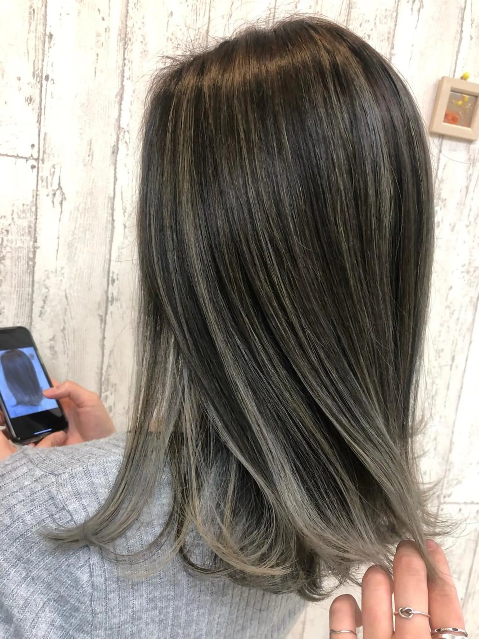 ミディアム yoon所属・Kaede .のヘアスタイル