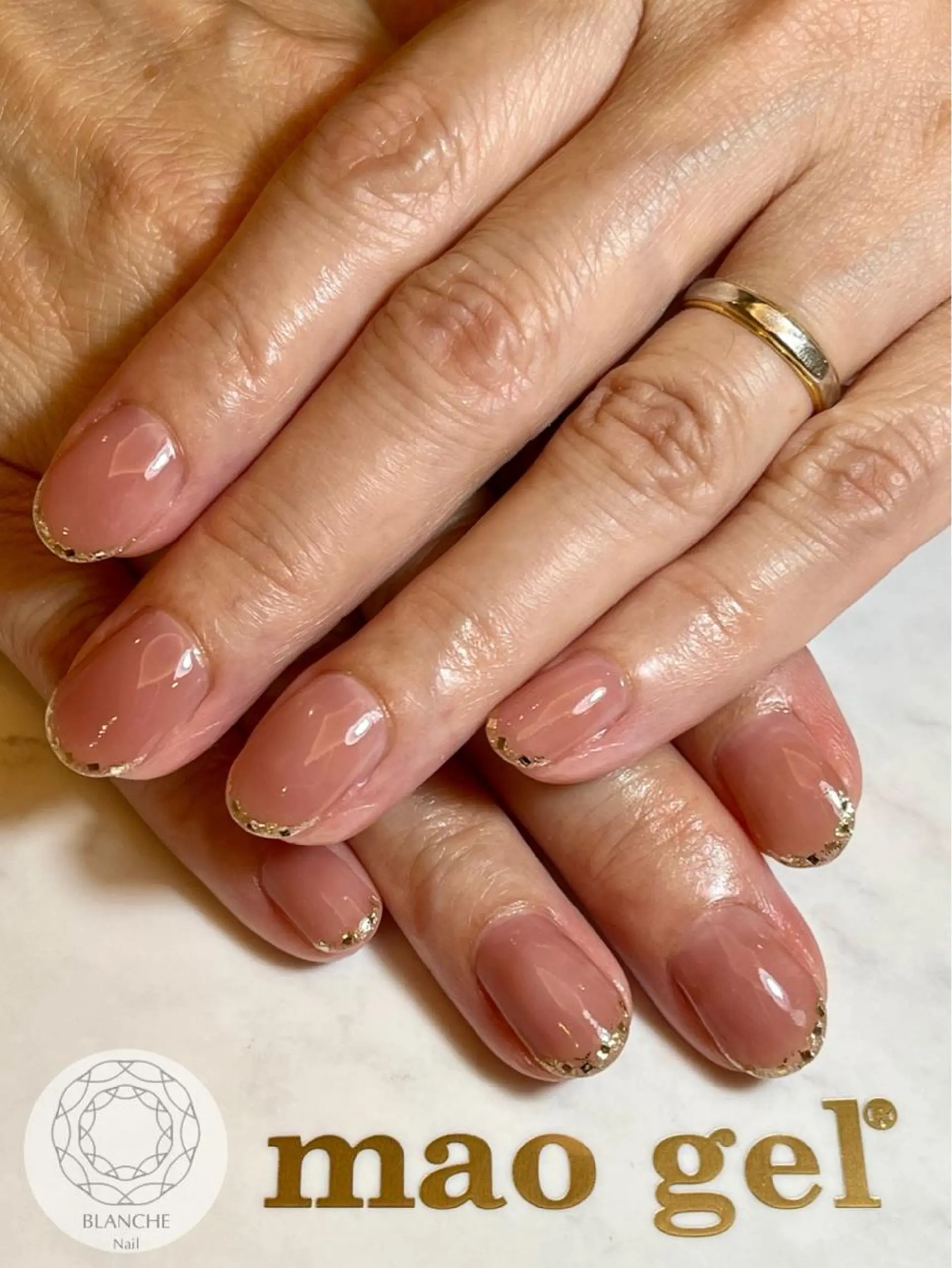 ネイル フレンチネイル ジェルネイル ラメ(グリッター) オフィスネイル パラジェル BLANCHE Nailのネイルデザイン