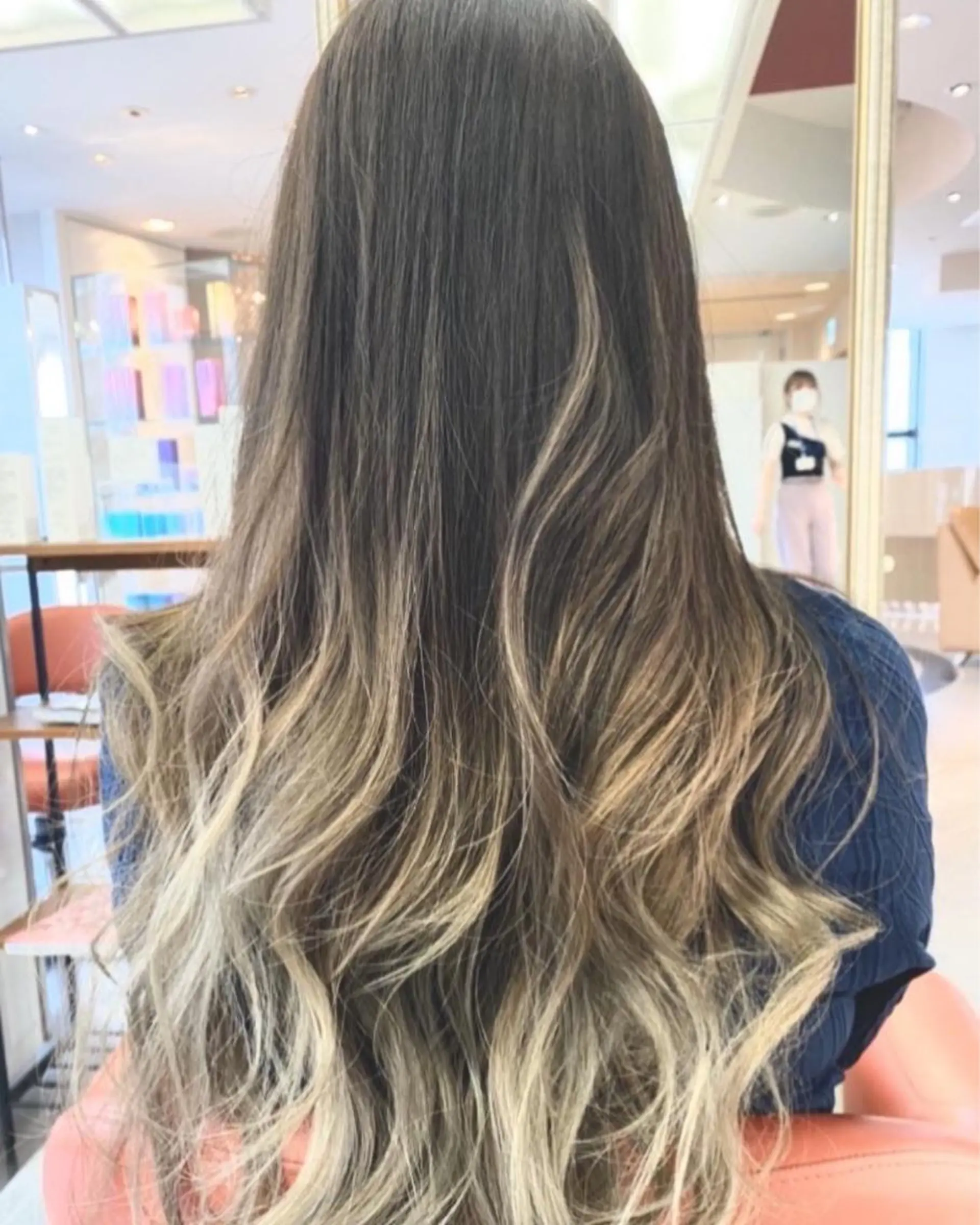 ロング ラシェンテ神戸居留地所属・KEI SAIの眉毛・アイブロウイメージ