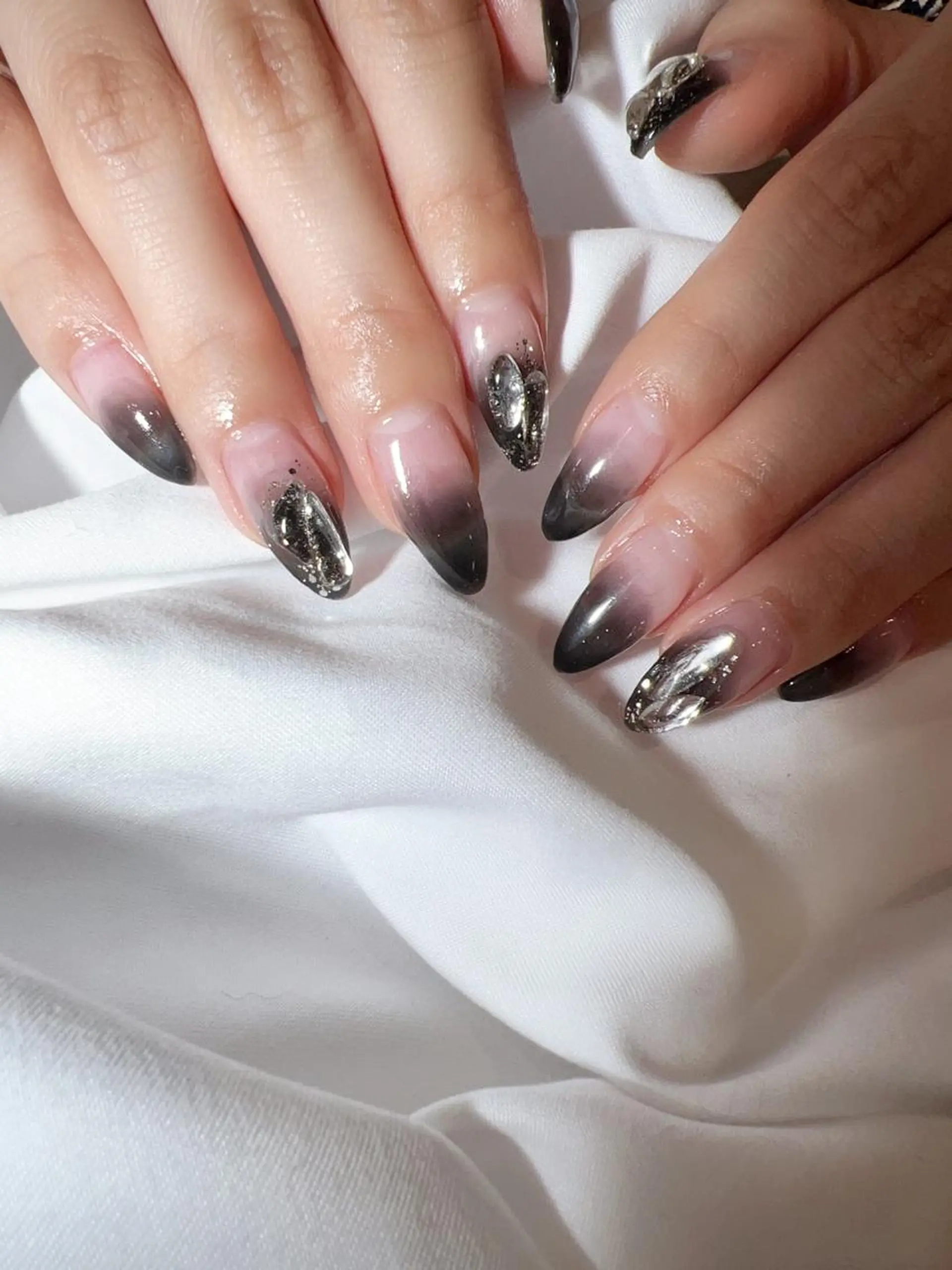 ネイル nailstudio ′ecole所属・nailstudio ′ecoleのネイルデザイン