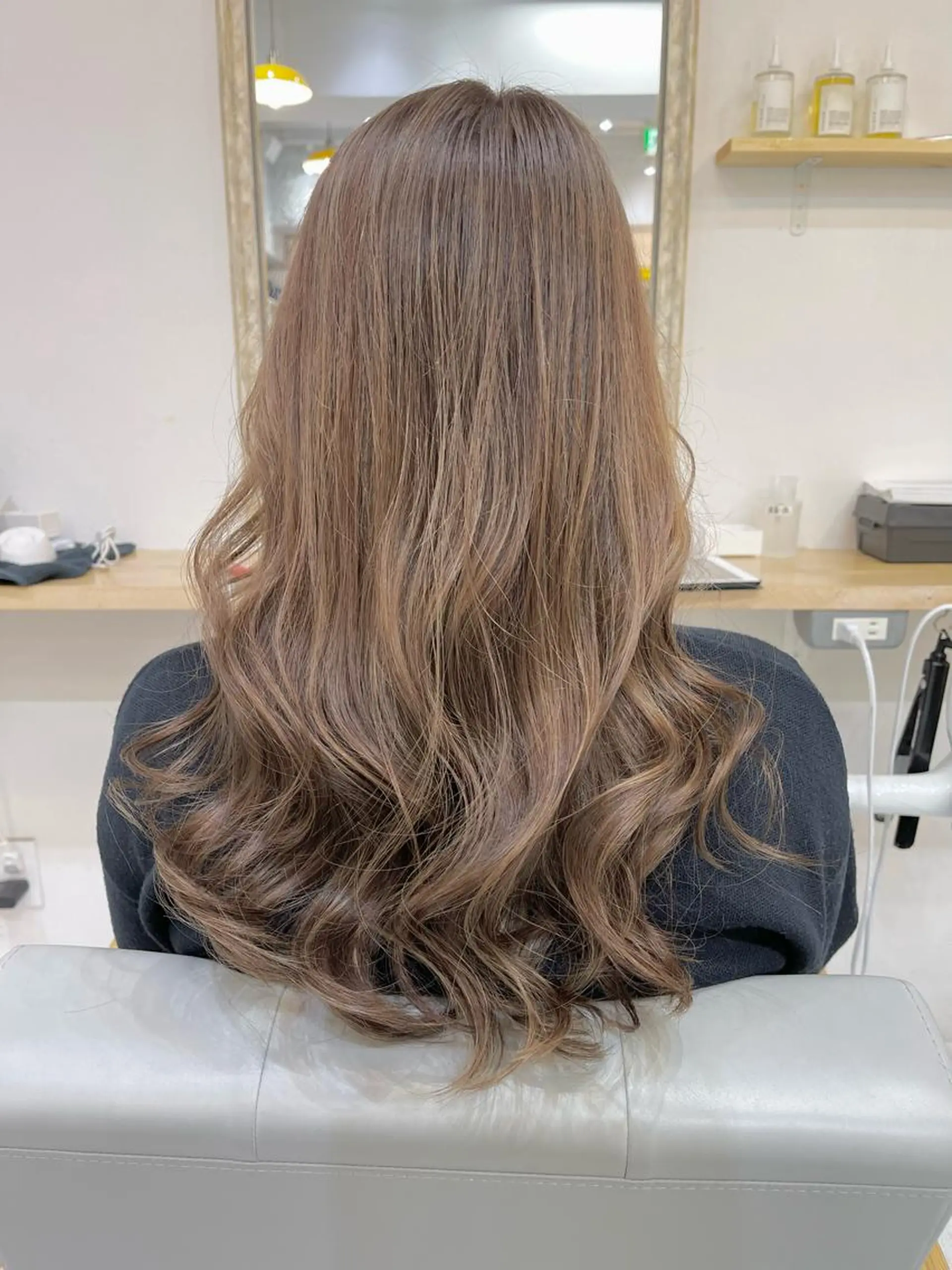 ロング カラー 山本 悟志のヘアスタイル