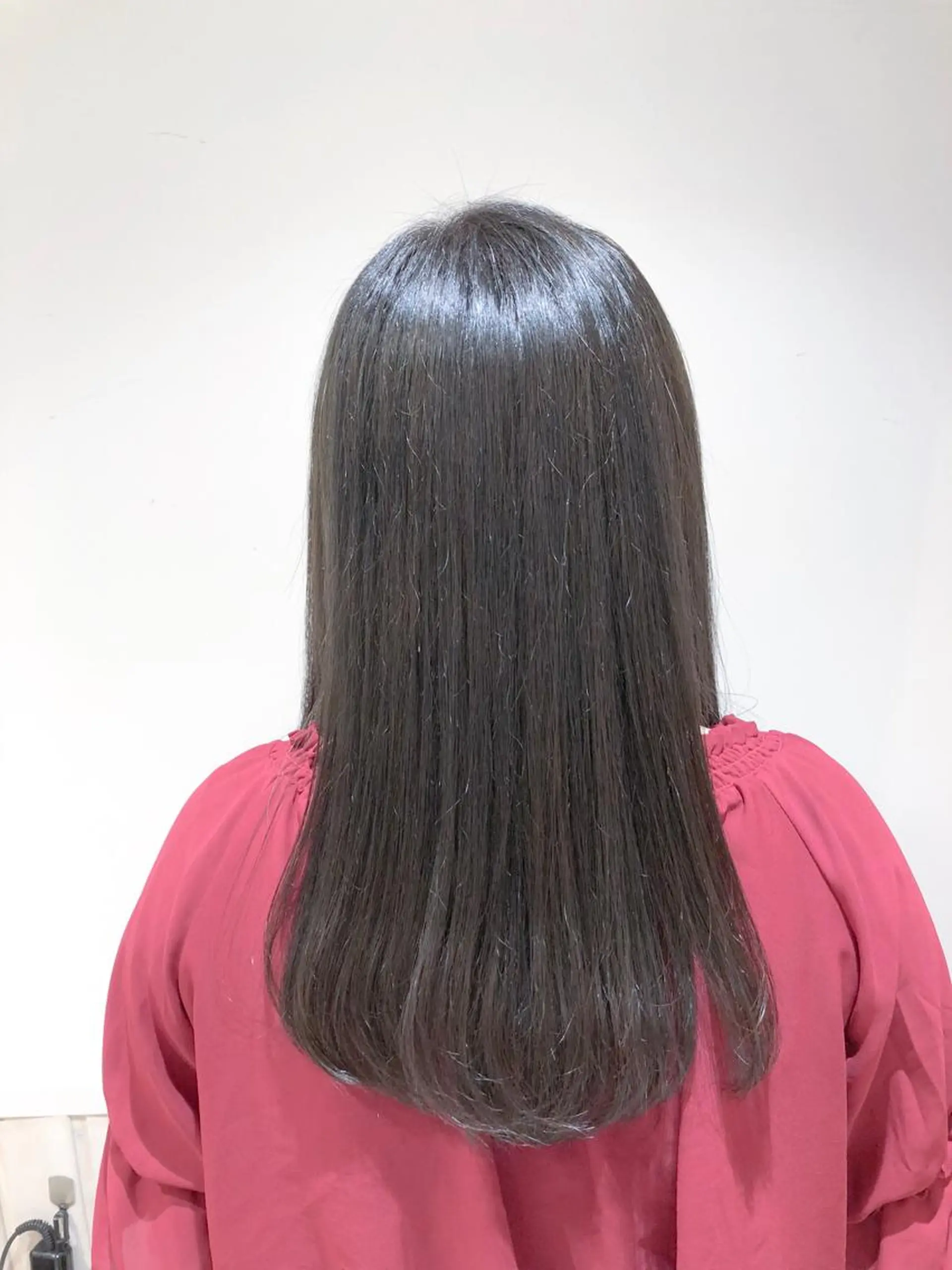 ロング カラー アッシュ アッシュブラウン ブラウンカラー ダークアッシュ un所属・un 溝の口 伊豆本のマツエク・マツパデザイン