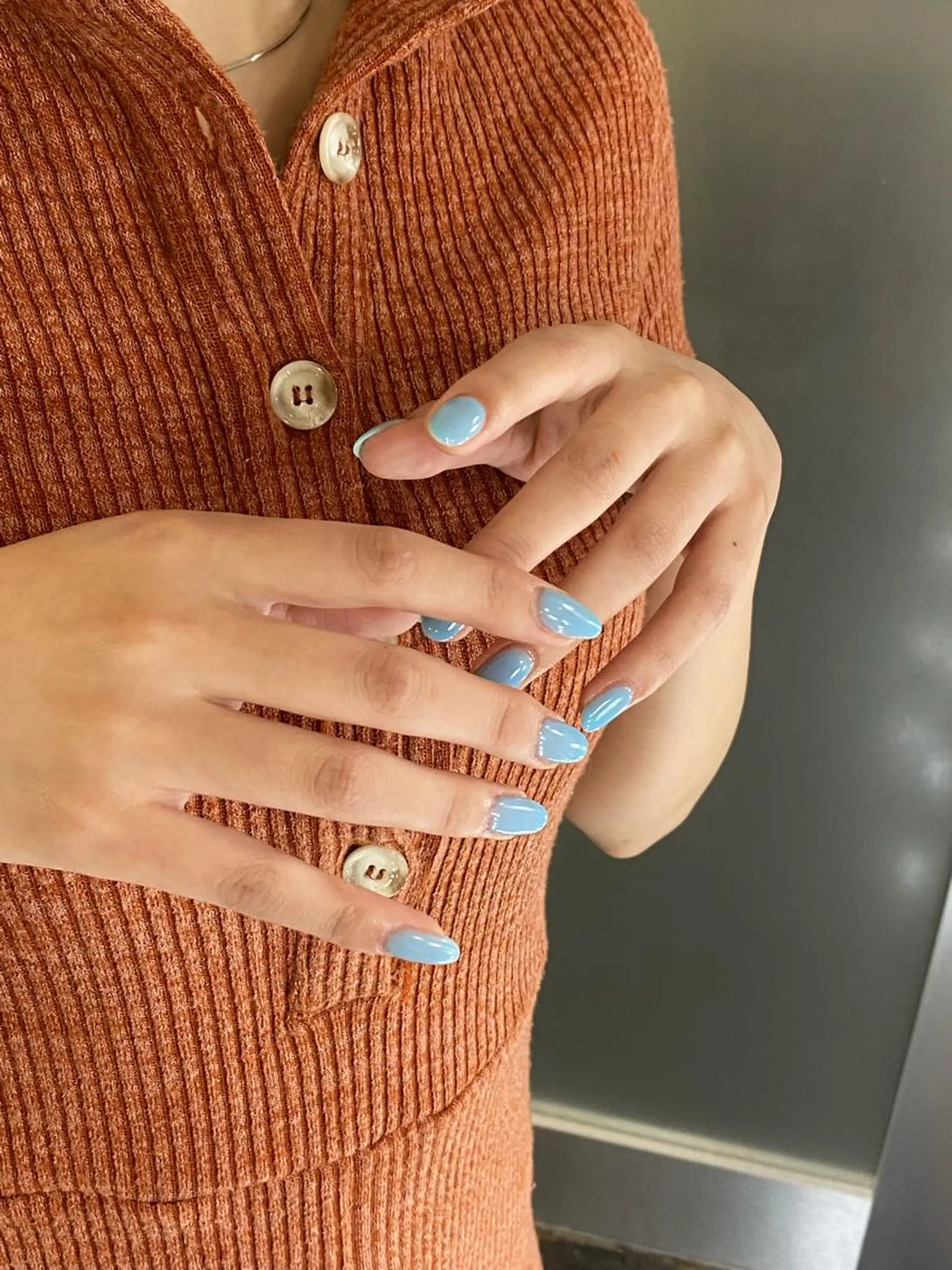 ネイル ♱˖⁺ 𝒎𝒐𝒑𝒊 ⁺のネイルデザイン