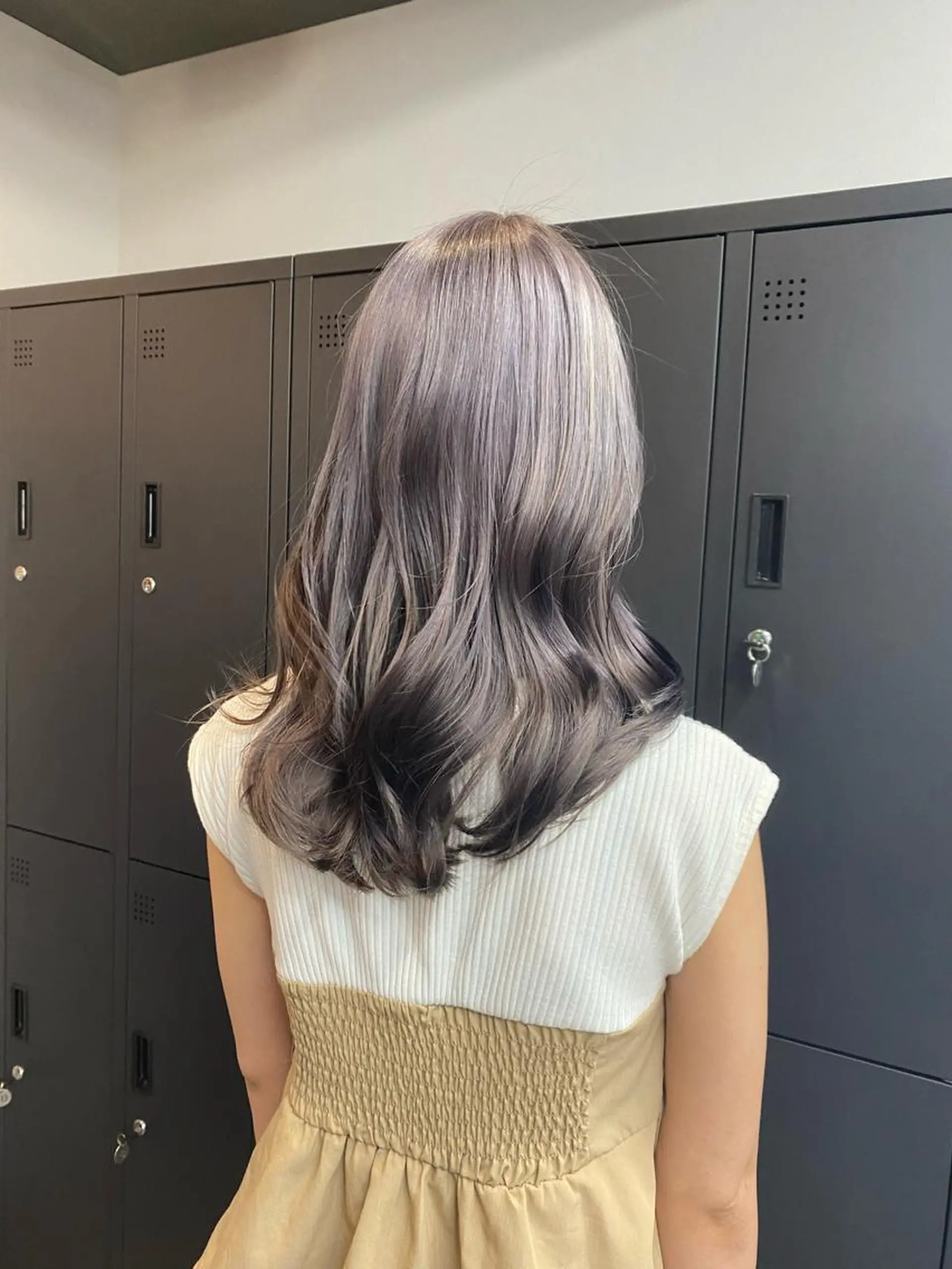 ロング maco 艶感ハイトーン🦋のヘアスタイル