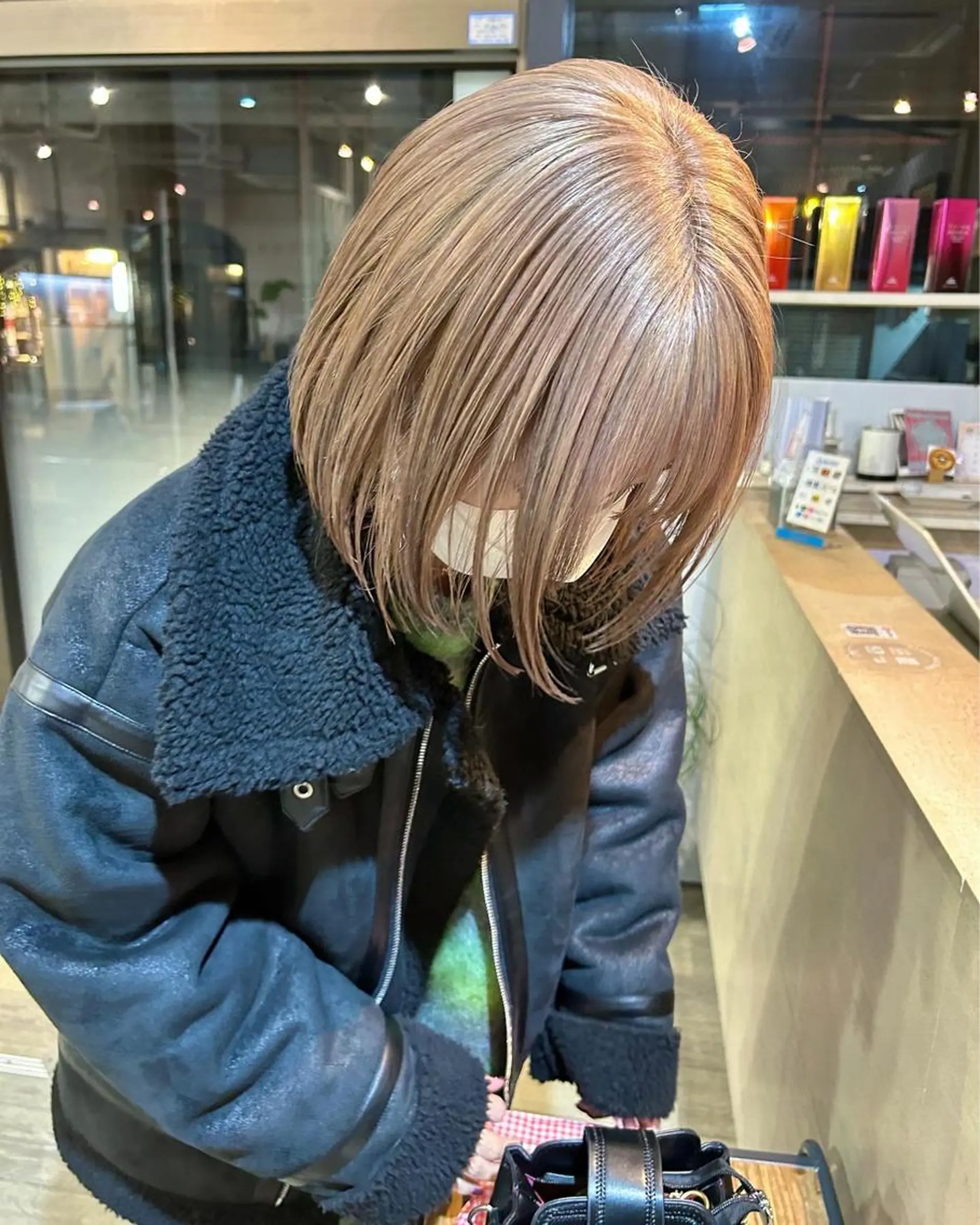 ショート W所属・小林 朋花のヘアスタイル