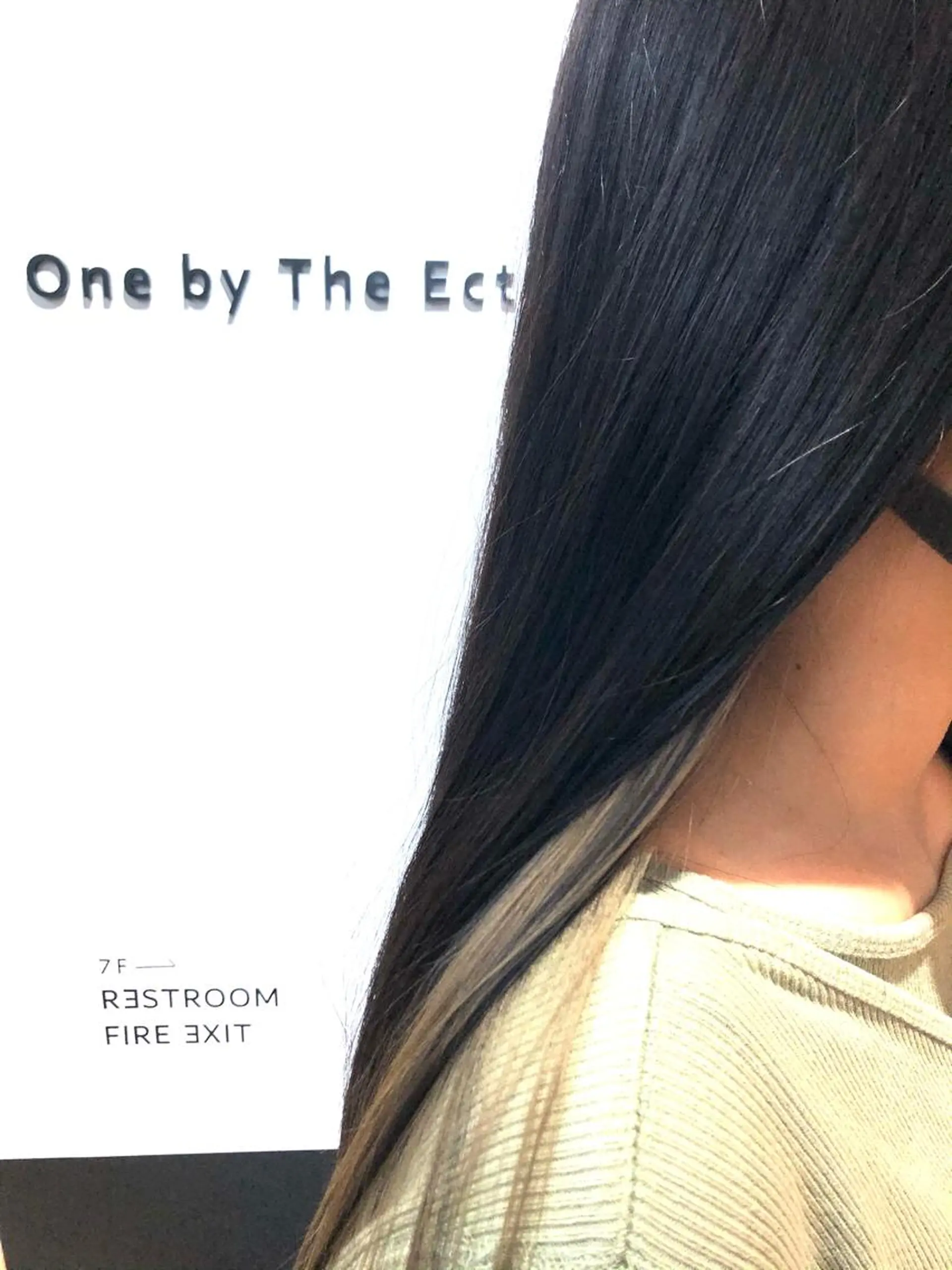 ロング カラー ベージュカラー ブリーチ 縮毛矯正 片山美穂 心斎橋・北堀江のヘアスタイル