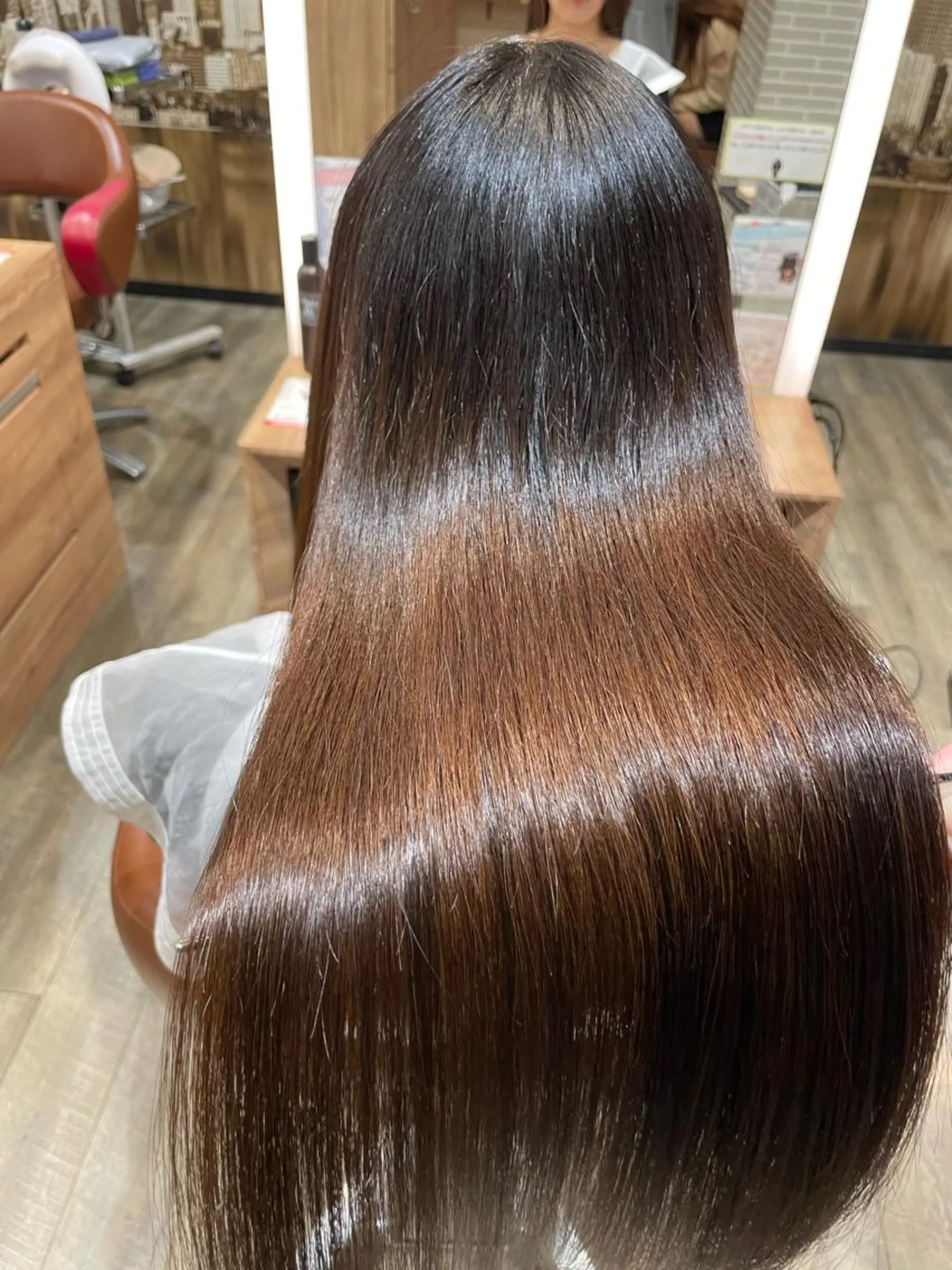 セミロング カラー パーマ カット ヘアカラー トリートメント 縮毛矯正/髪質改善/ 石橋代智のヘアスタイル