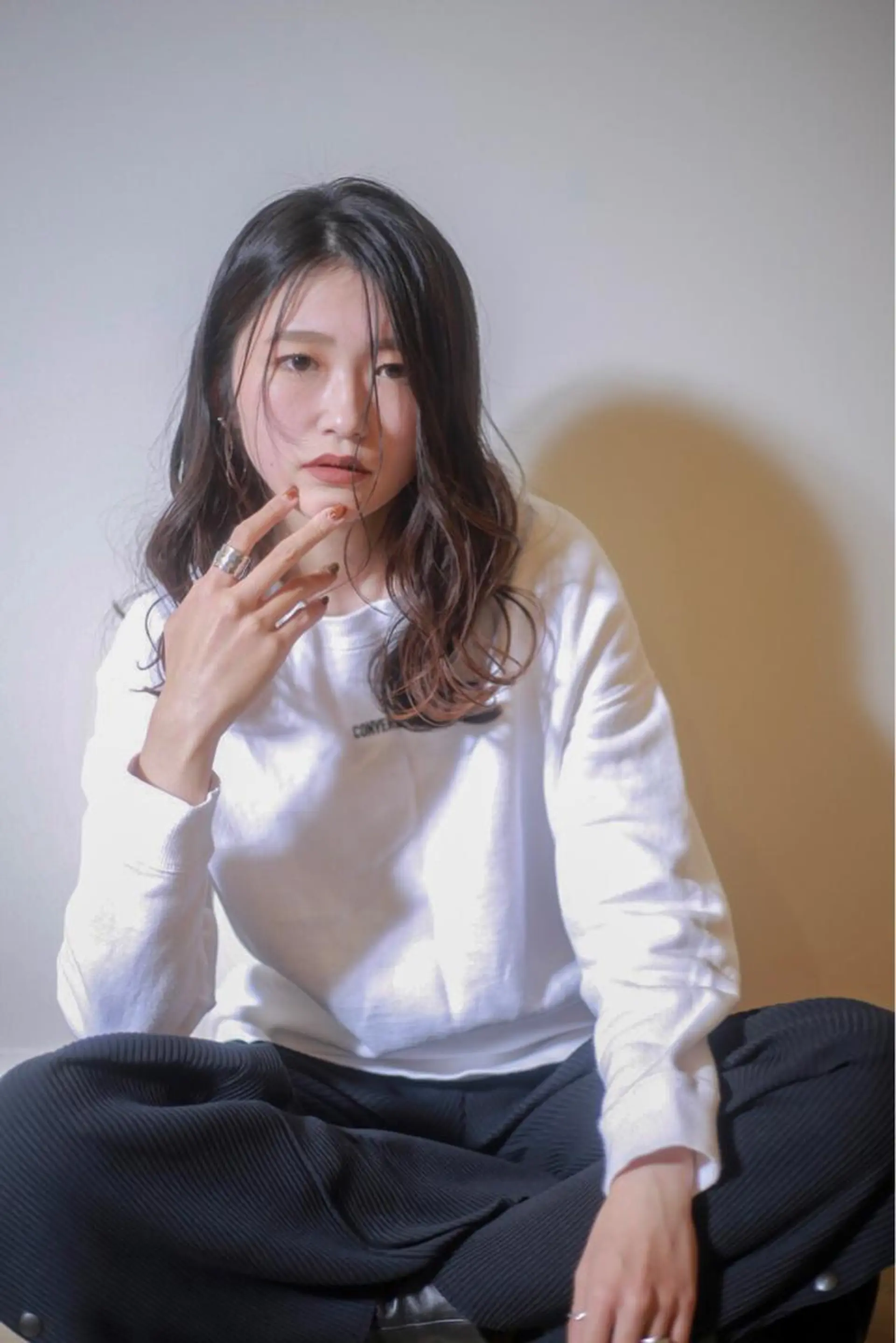 ロング カラー 伊藤 裕貴のヘアスタイル