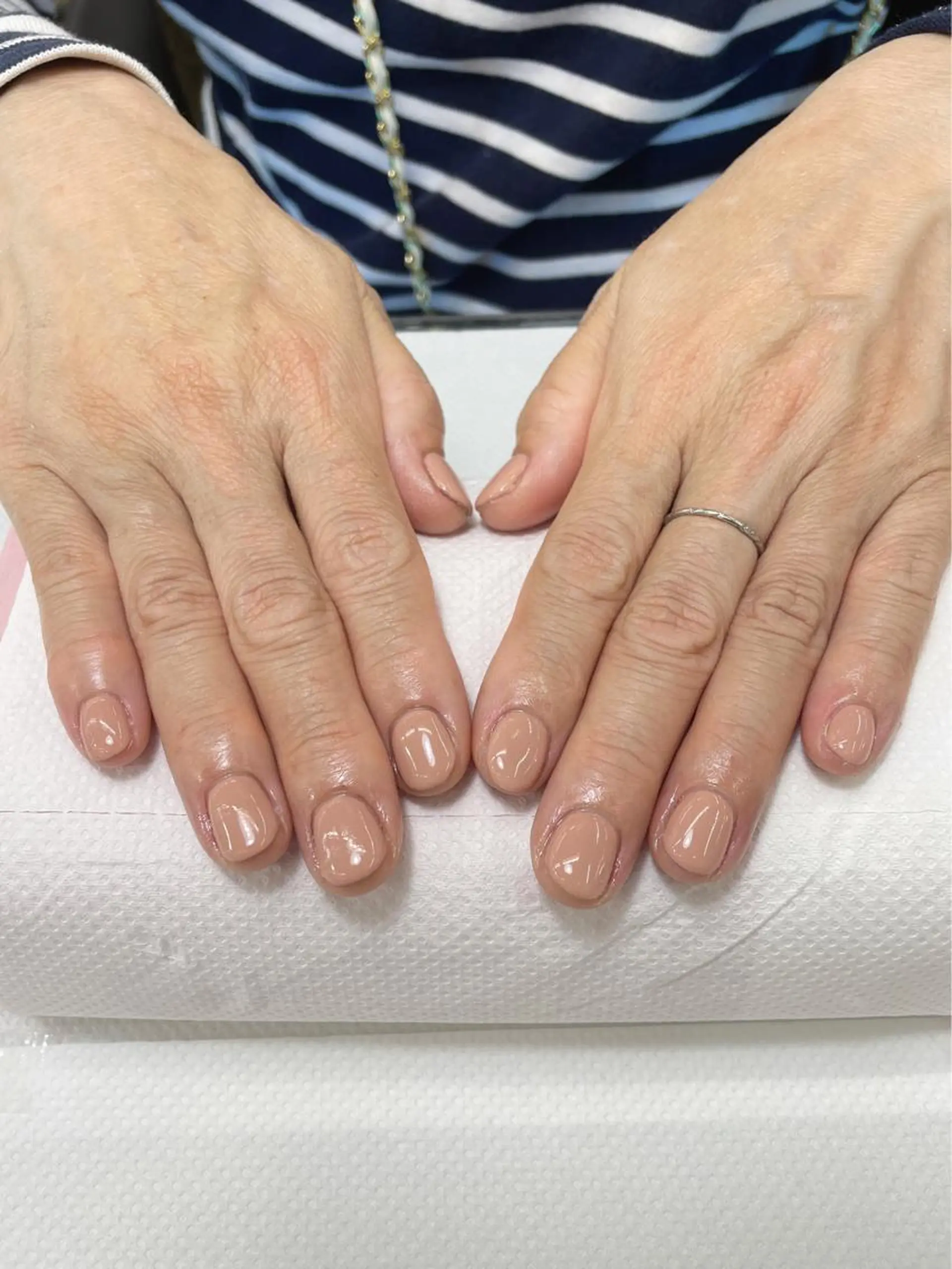 ネイル ジェルネイル ワンカラーネイル ハンドネイル ᴷᴬᵀᴬᴳᴵᴿᴵ🧸 【MAXKELLY】のネイルデザイン