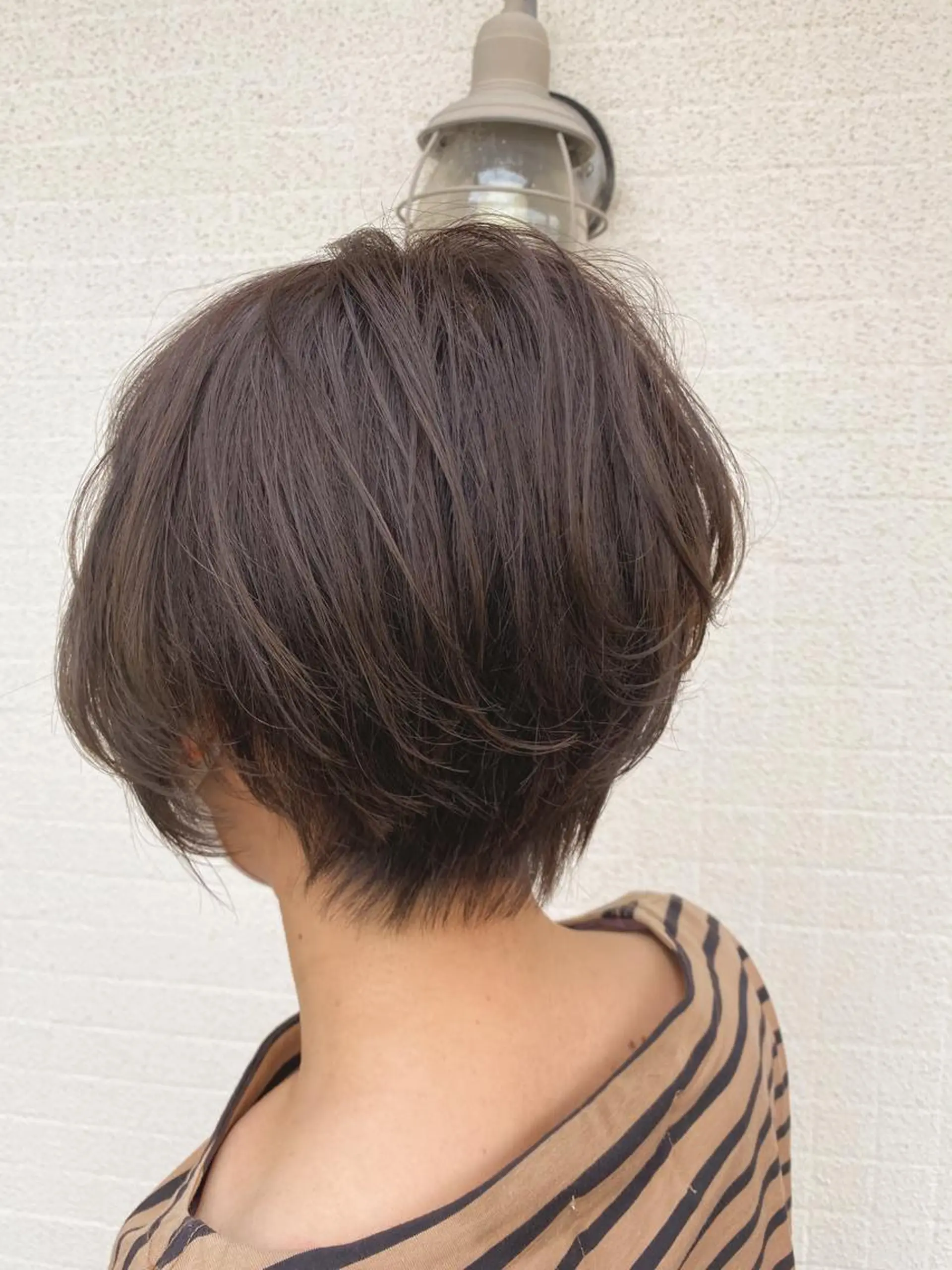 ショート カラー ショートヘア カット ヘアカラー トリートメント 近野 彩香のヘアスタイル