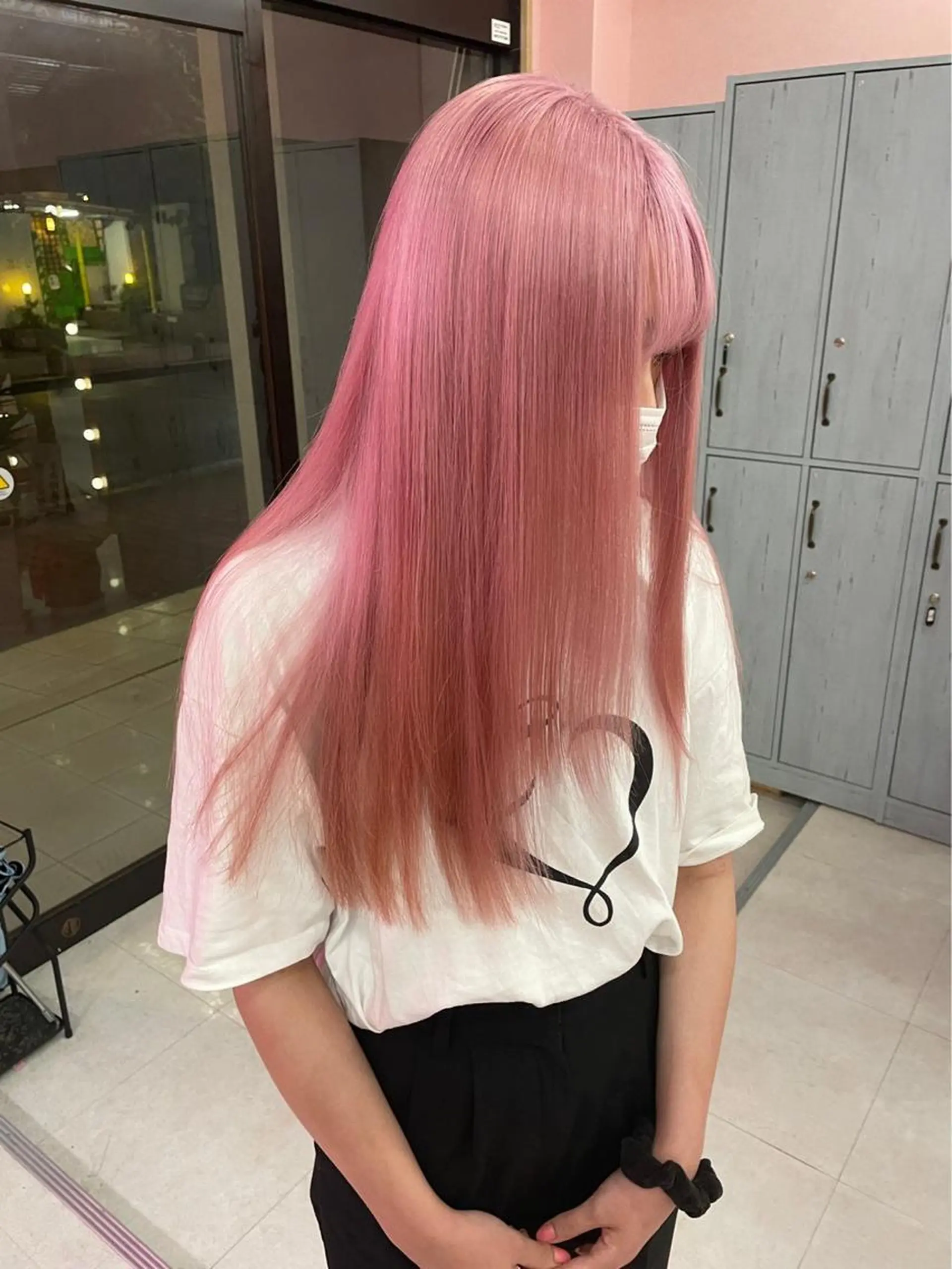 ロング 🩶 ピンクカラー/ ブロンド🩶くるみのヘアスタイル