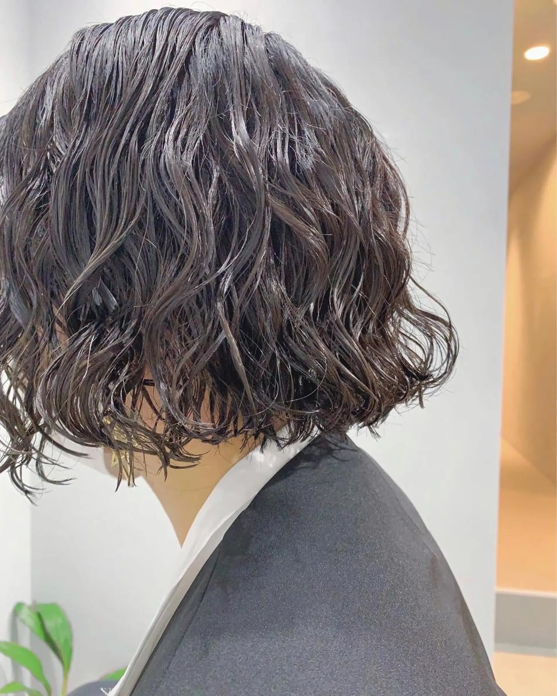 ショート パーマ ボブパーマコテ巻き風 パーマNo1深江秀平のヘアスタイル