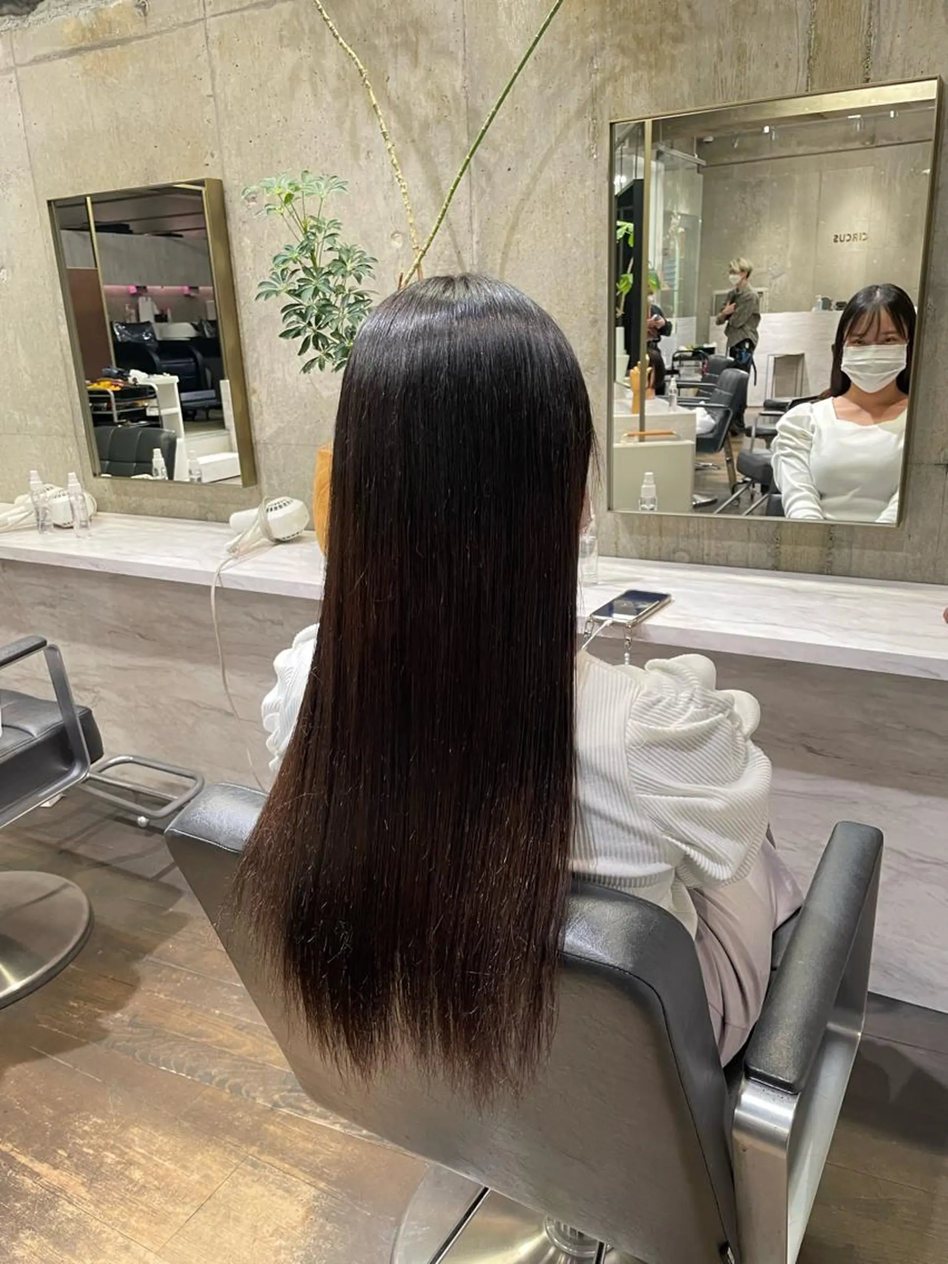 ロング パーマ ストレートパーマ ｈｉｙｏｒｉ 🧸のヘアスタイル