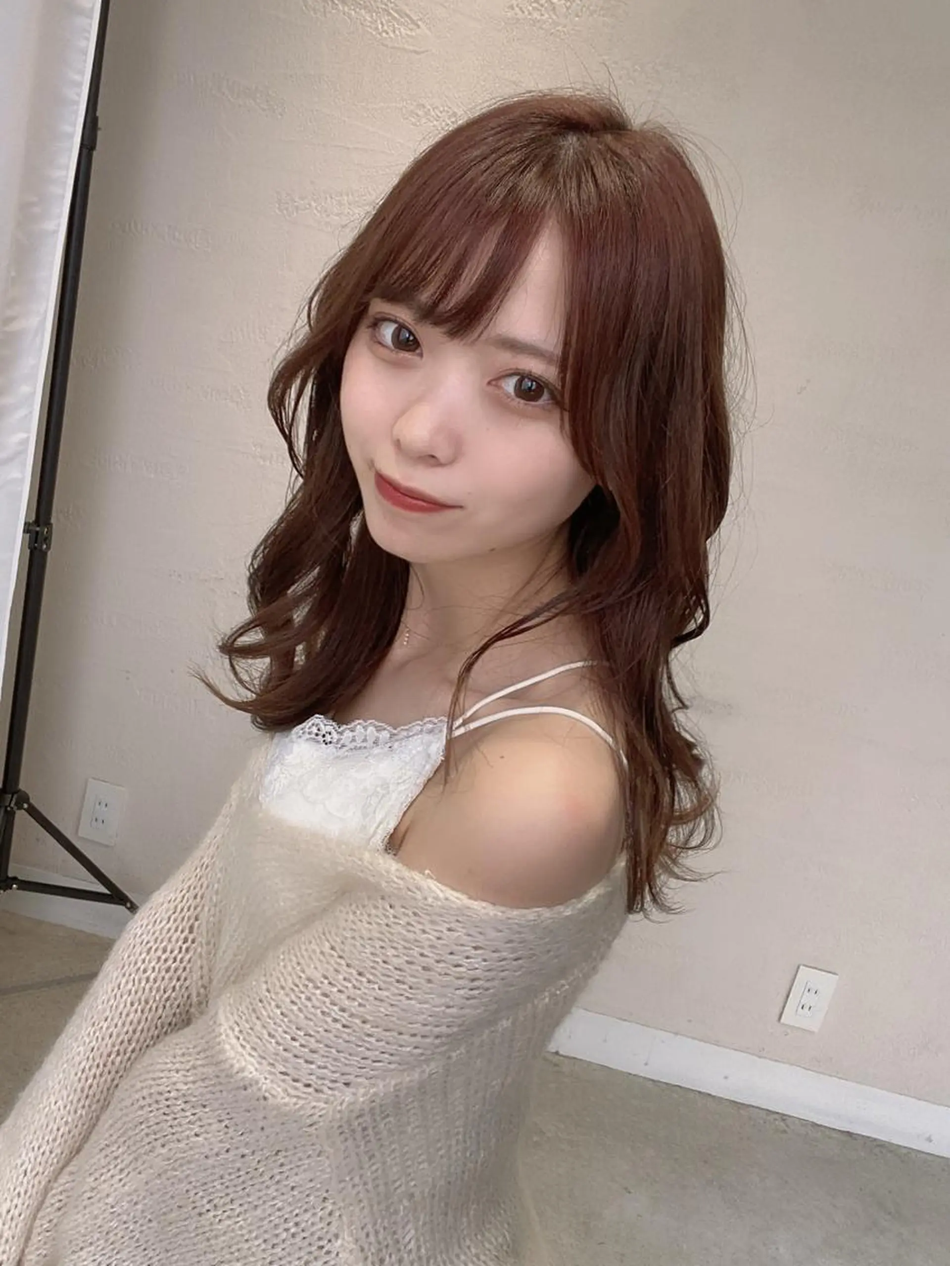 セミロング カラー ブリーチ ケアブリーチ ダブルカラー イヤリングカラー ハイライトカラー カット ヘアカラー トリートメント 新宿✨顔周りカット 韓国ヘア/坂本亜裟海のヘアスタイル