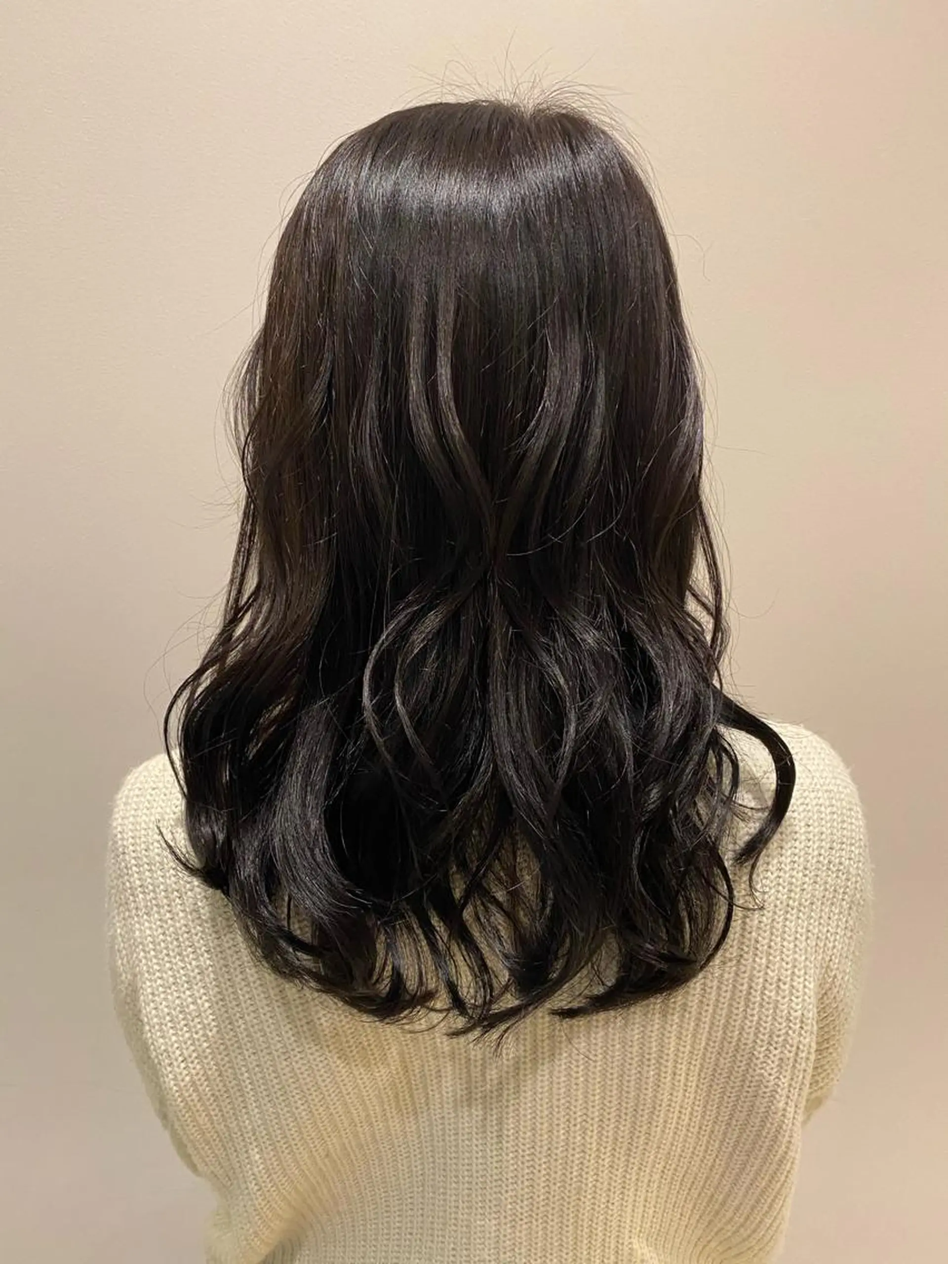 セミロング カラー 艶髪🌿美髪 大塚礼乃【西荻窪】のヘアスタイル