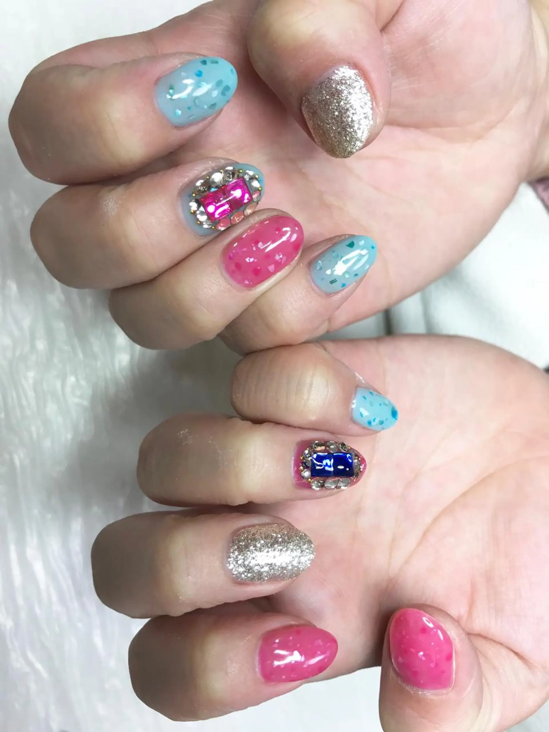 ロング カラー パーマ ヘアアレンジ ネイル マツエク・マツパ Sunny side nailのネイルデザイン