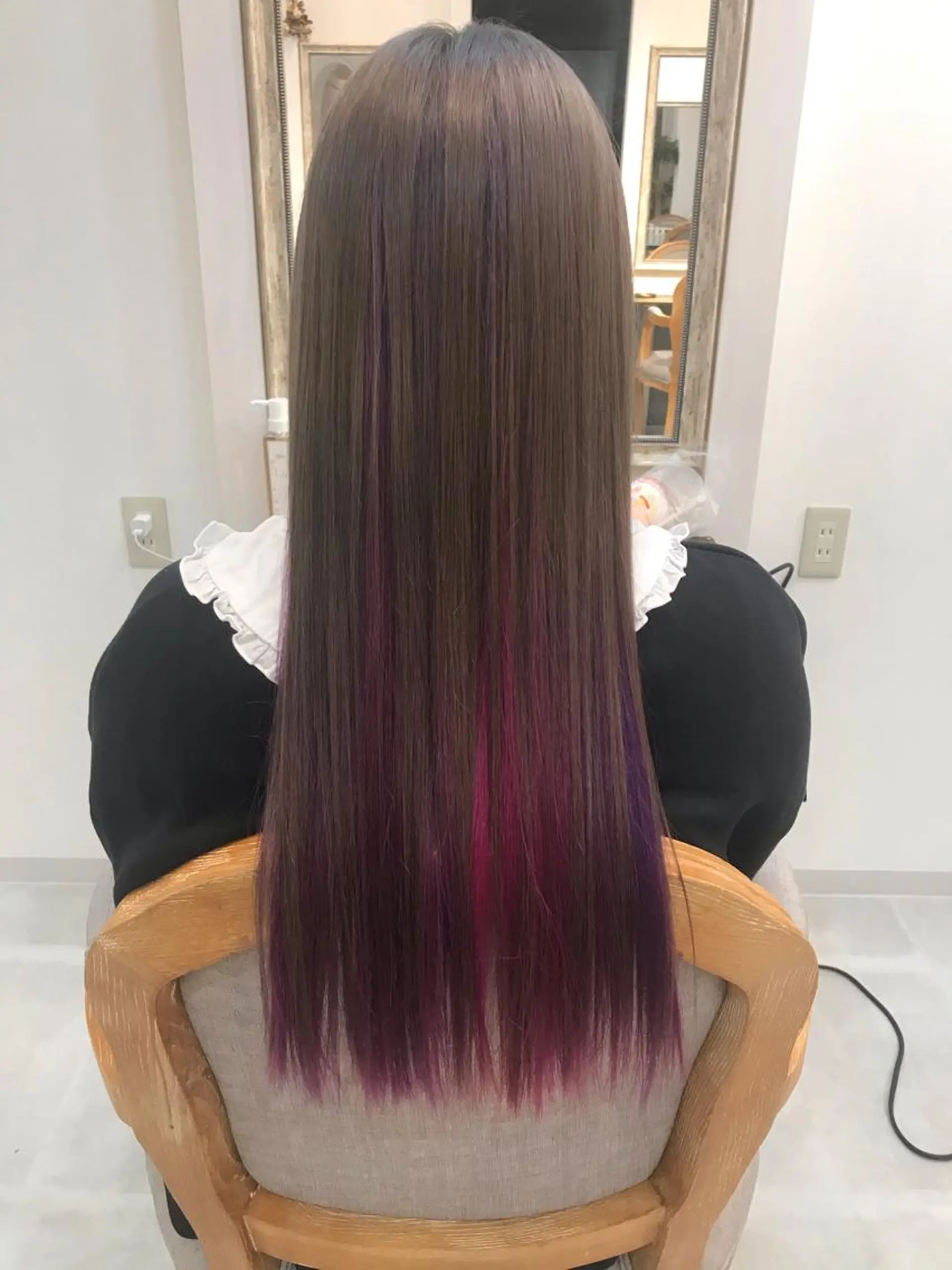 ロング カラー Natural所属・小柳 公邦のヘアスタイル