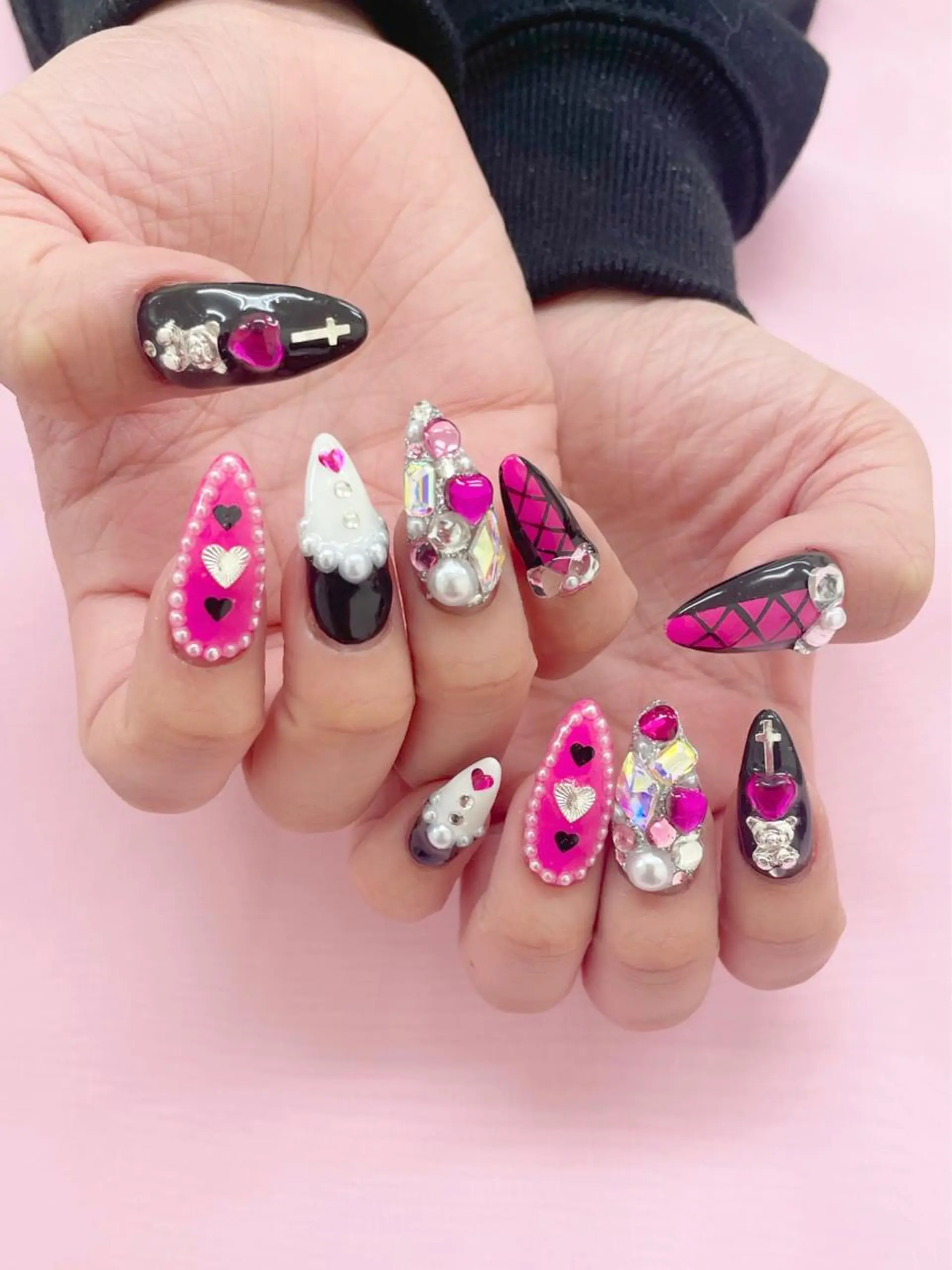 ネイル ハンドネイル 五十嵐 美智のネイルデザイン