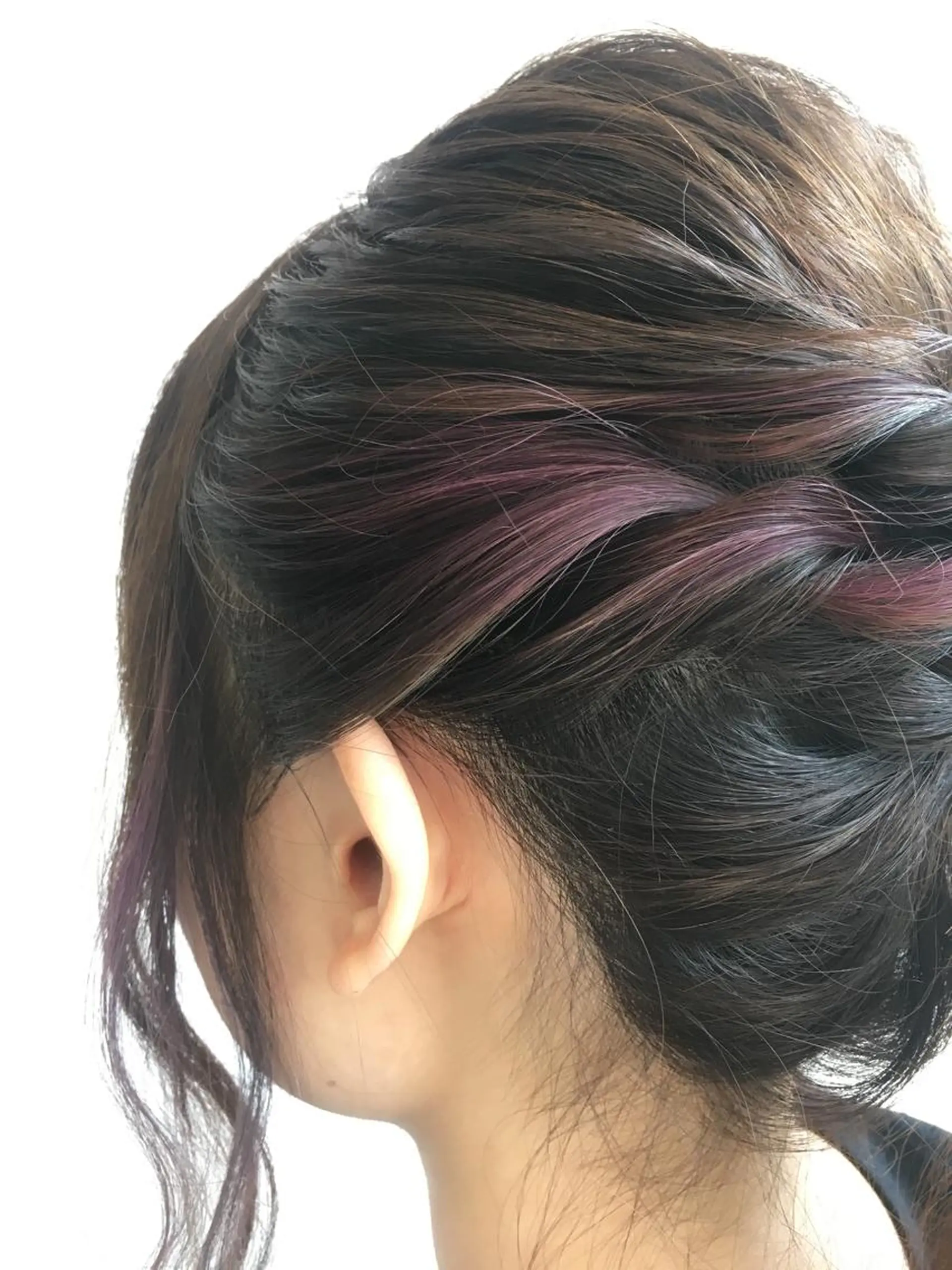 ミディアム ハイライト neolive emのヘアスタイル