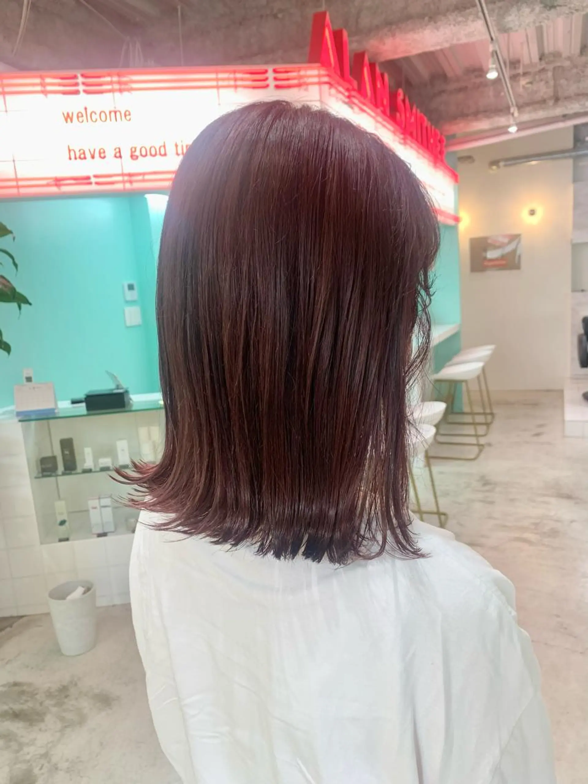 ショート カラー ヘアアレンジ 🧨ブリーチー×ボブ レイヤー💎じゅえるのヘアスタイル