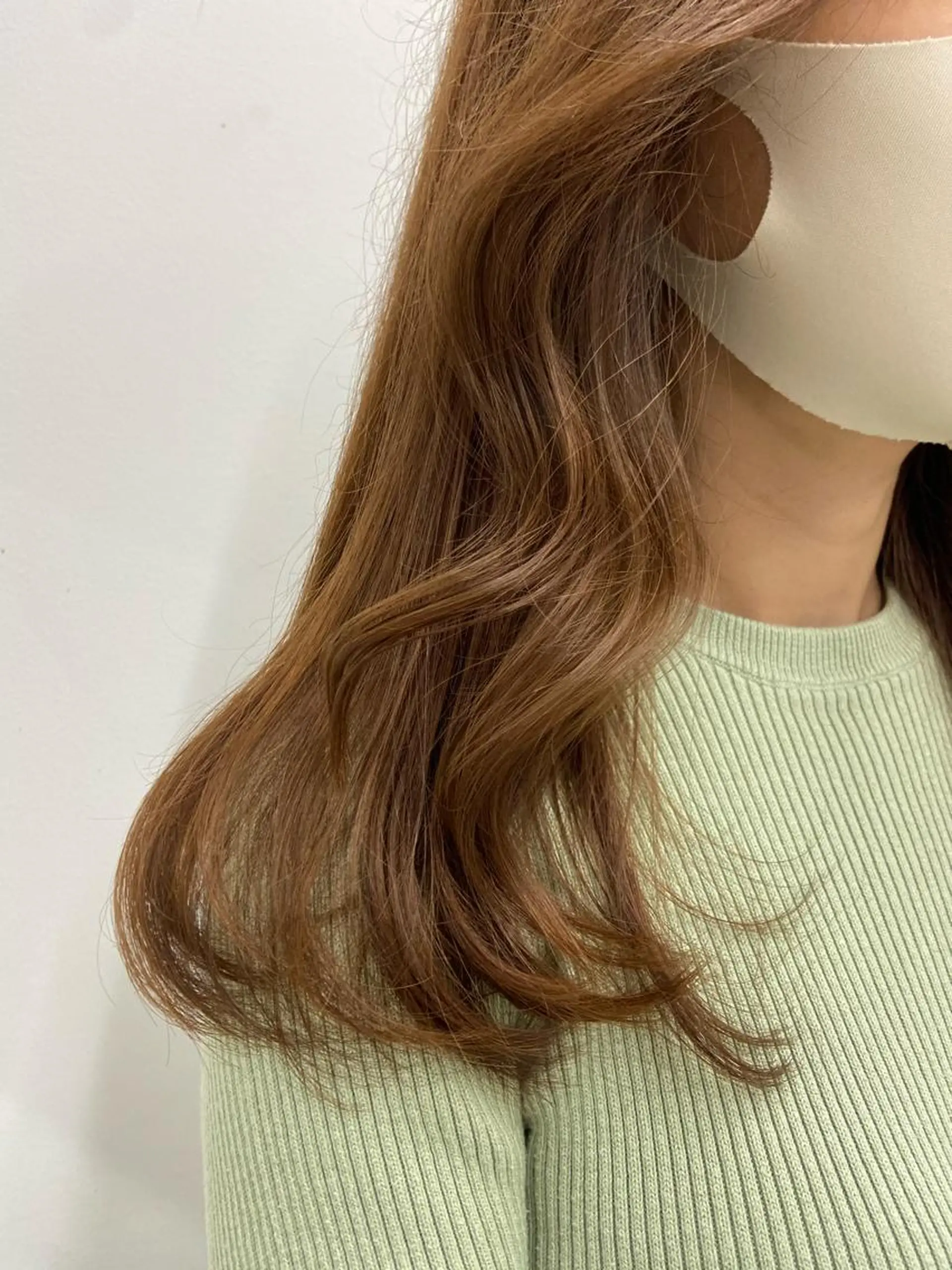 セミロング イエローカラー 韓国レイヤー/ヘア カラー🎀ayamiのヘアスタイル