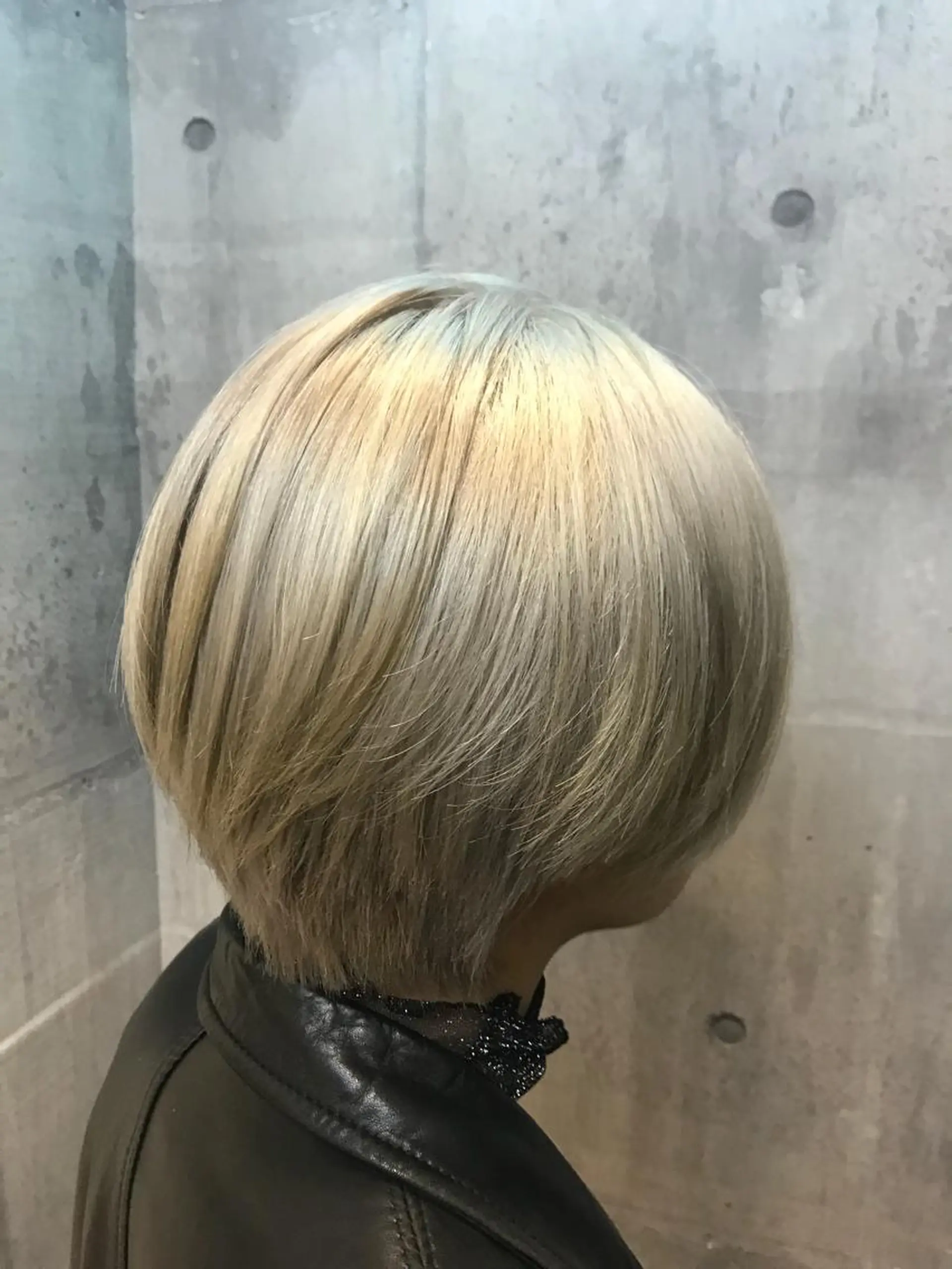 ショート カラー カット ヘアカラー トリートメント フジノ マホのヘアスタイル