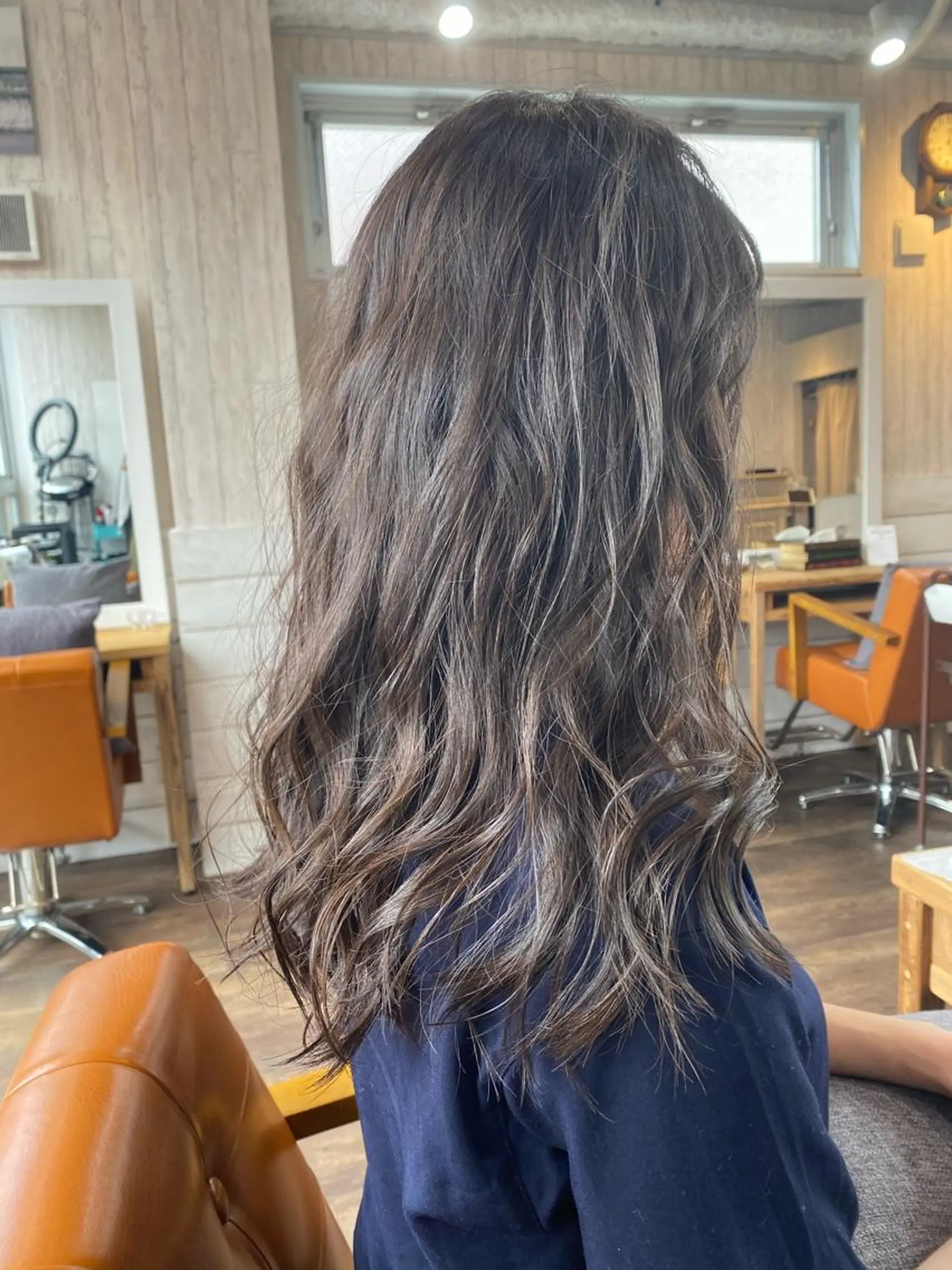 セミロング カラー ベージュカラー ブリーチ ケアブリーチ 🔆学生に人気🔆 AEQUITASのヘアスタイル