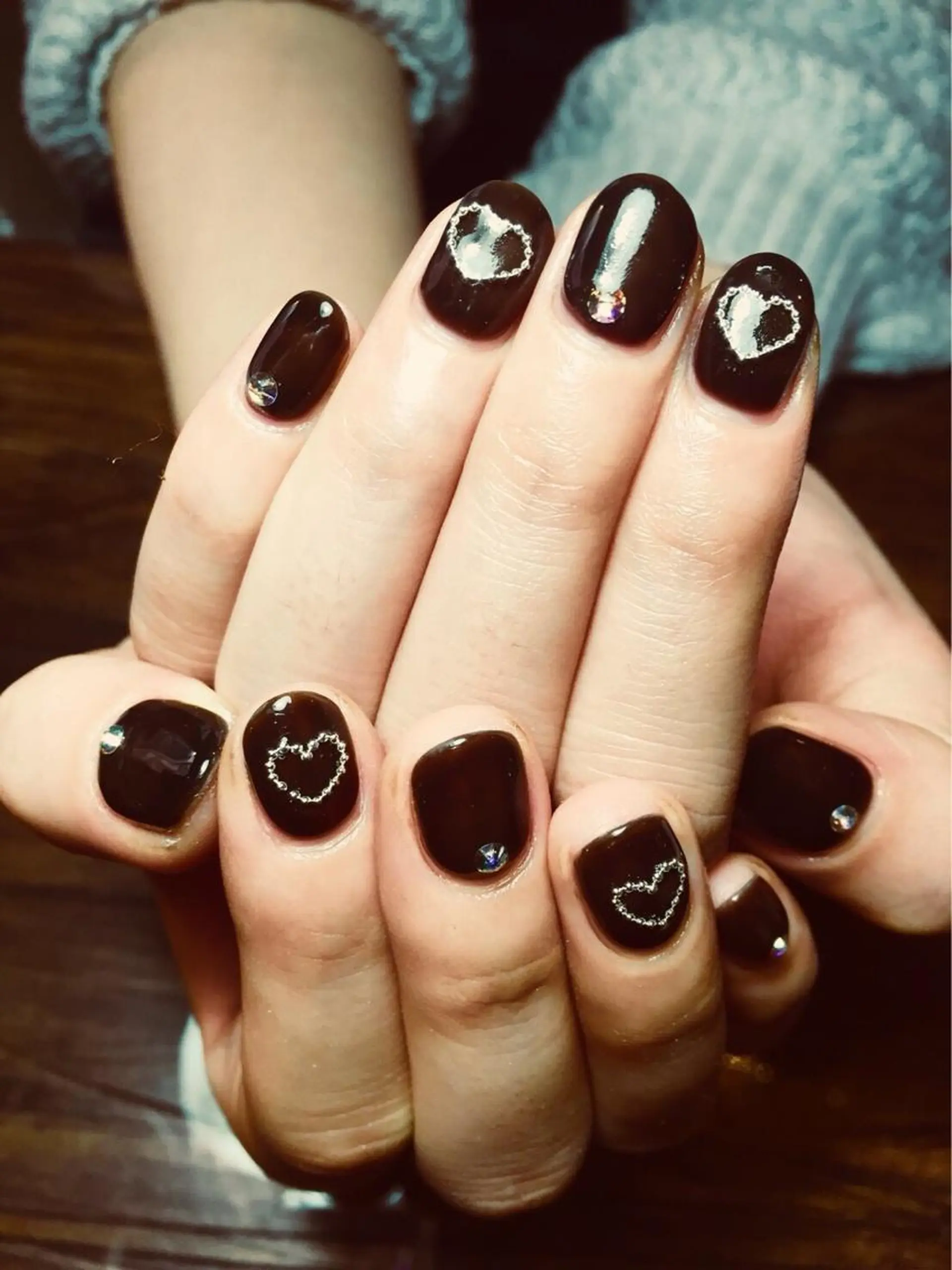 ネイル キラキラ オメメのネイルデザイン