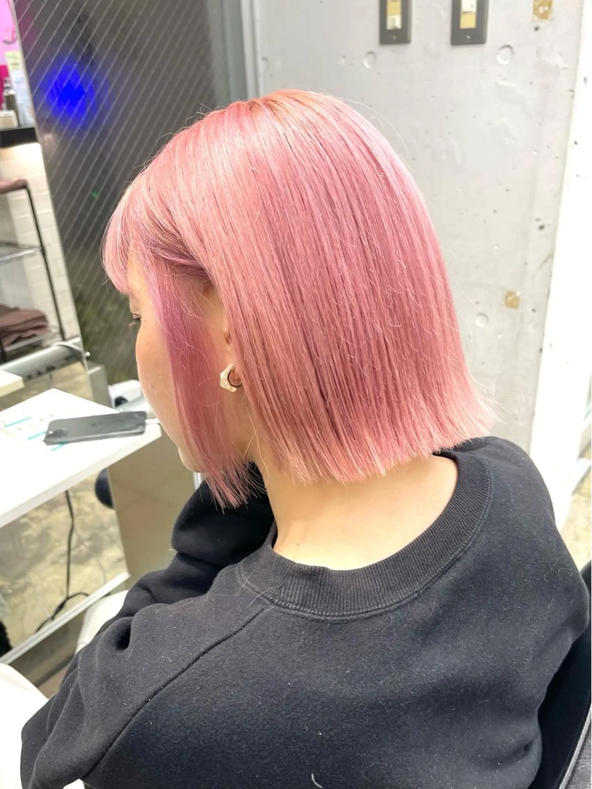 ミディアム カラー レイヤーカットとハイ トーン/HIROKIのヘアスタイル