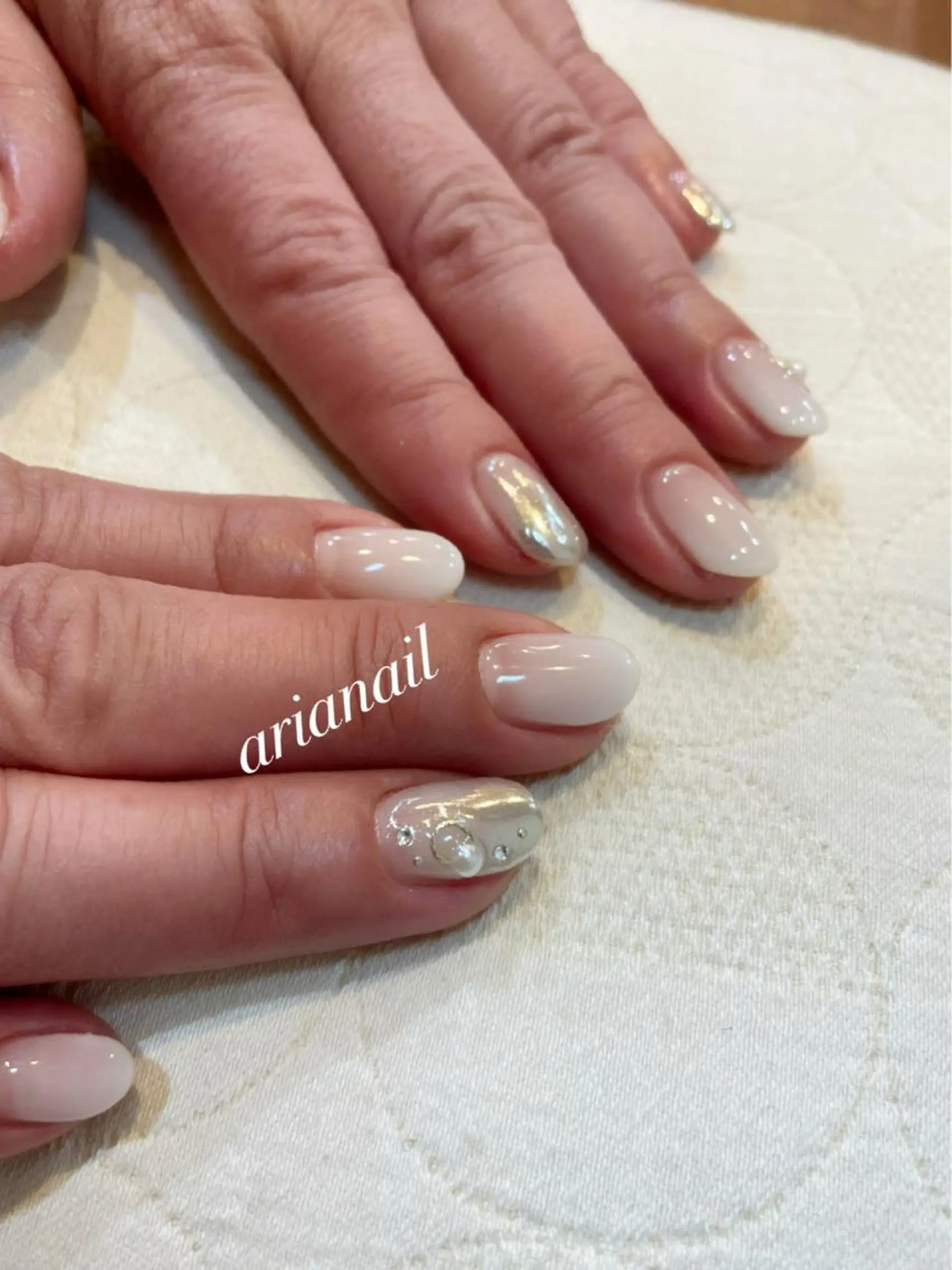 ネイル グラデーション ミラーネイル sawasaki kotomiのネイルデザイン