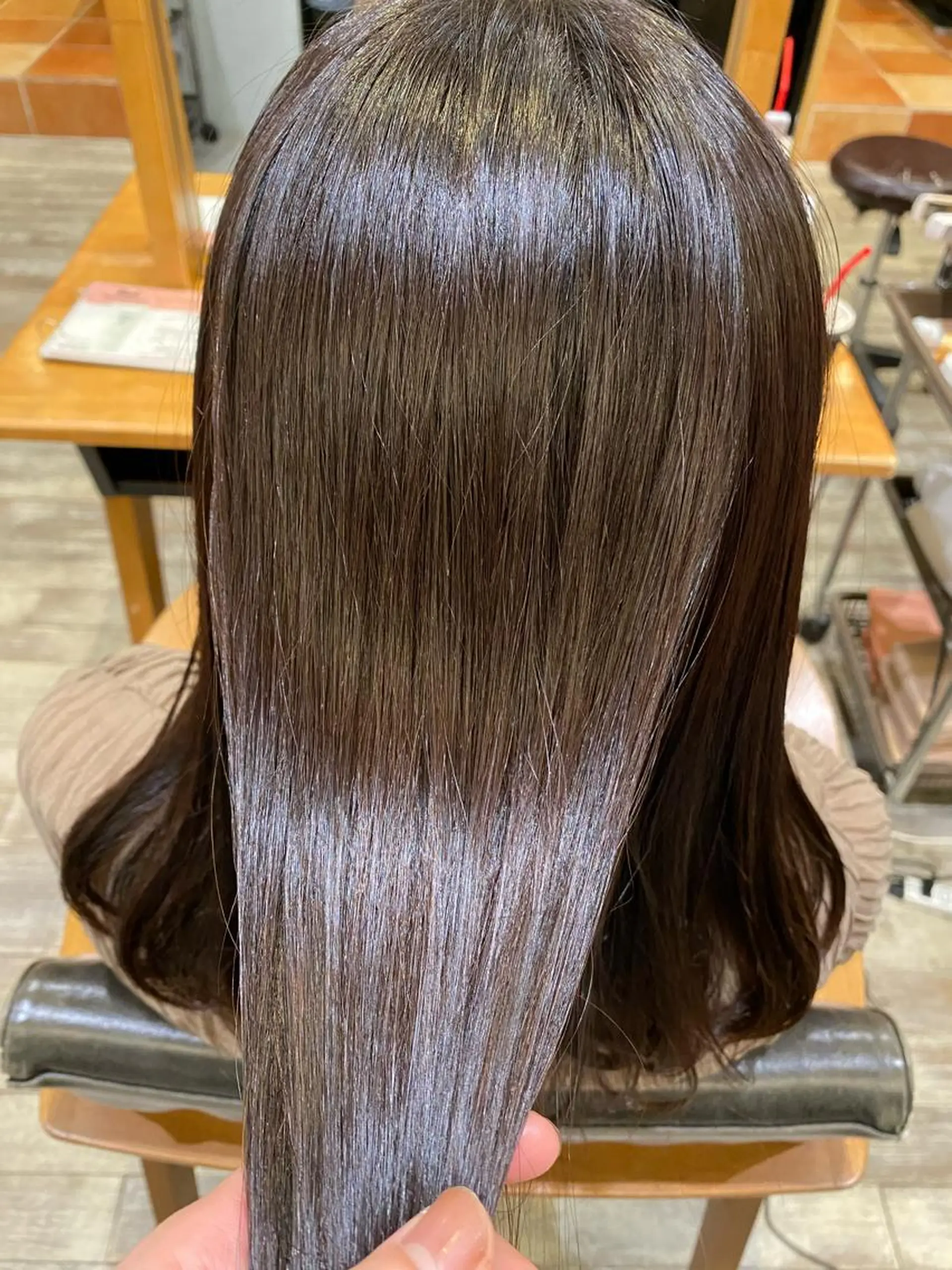 ロング 縮毛矯正 栗原 瑞稀のヘアスタイル