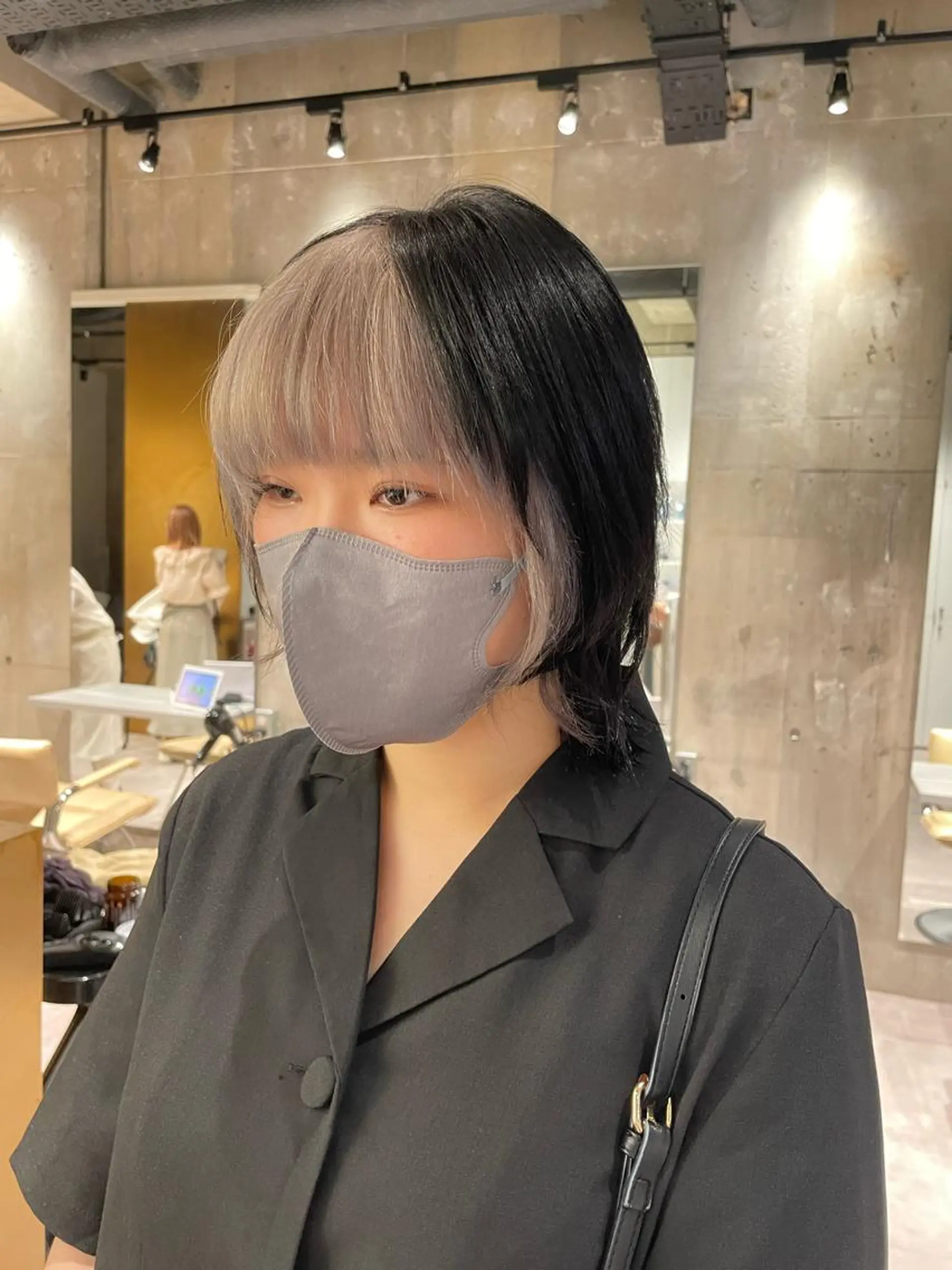 ミディアム カラー パーマ 海外レイヤー 🇺🇸/ヒナコのヘアスタイル