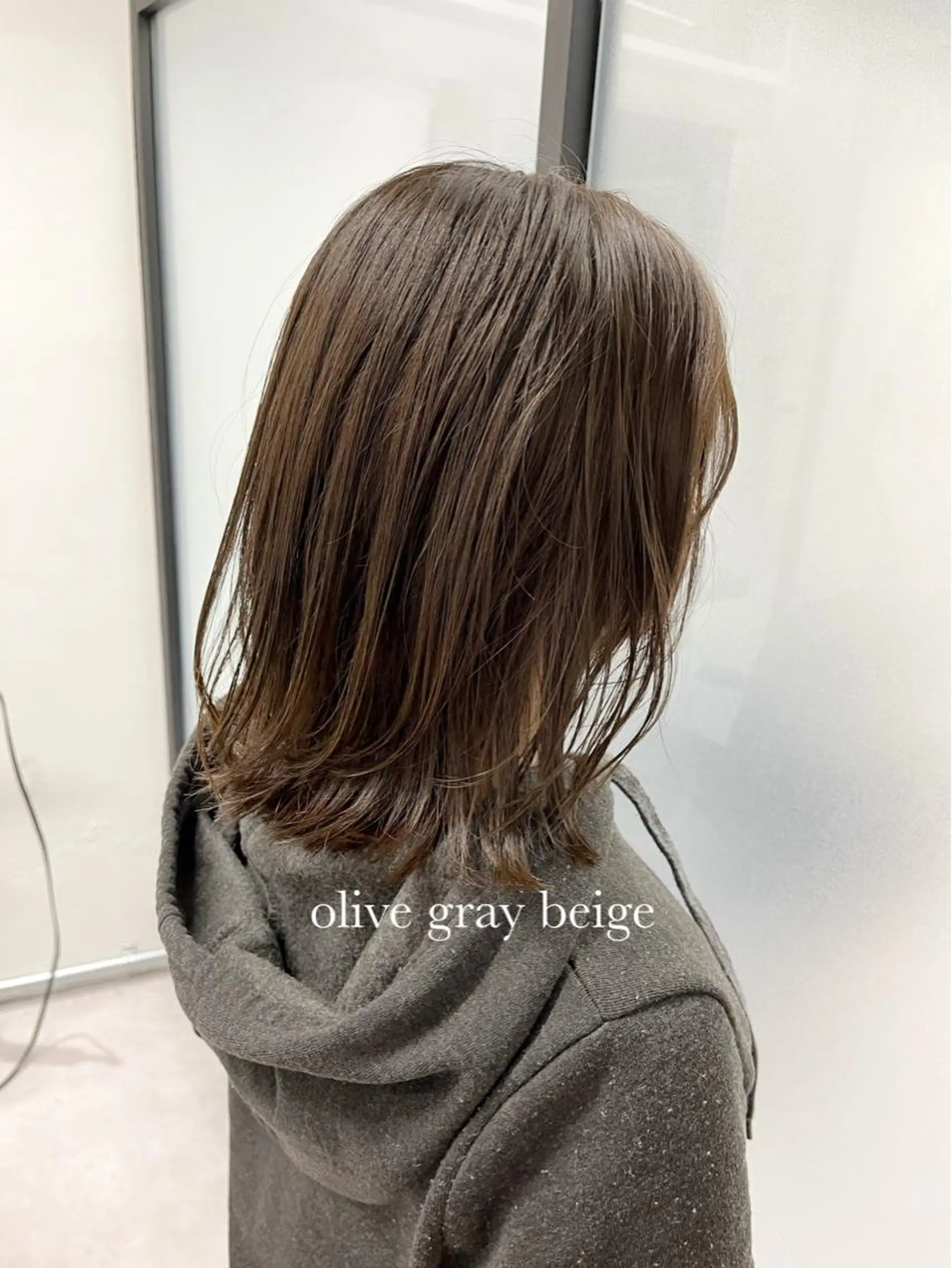 ミディアム カット ヘアカラー 縮毛矯正 トリートメント レイヤー/髪質改善/ 美髪矯正/手塚凌のヘアスタイル