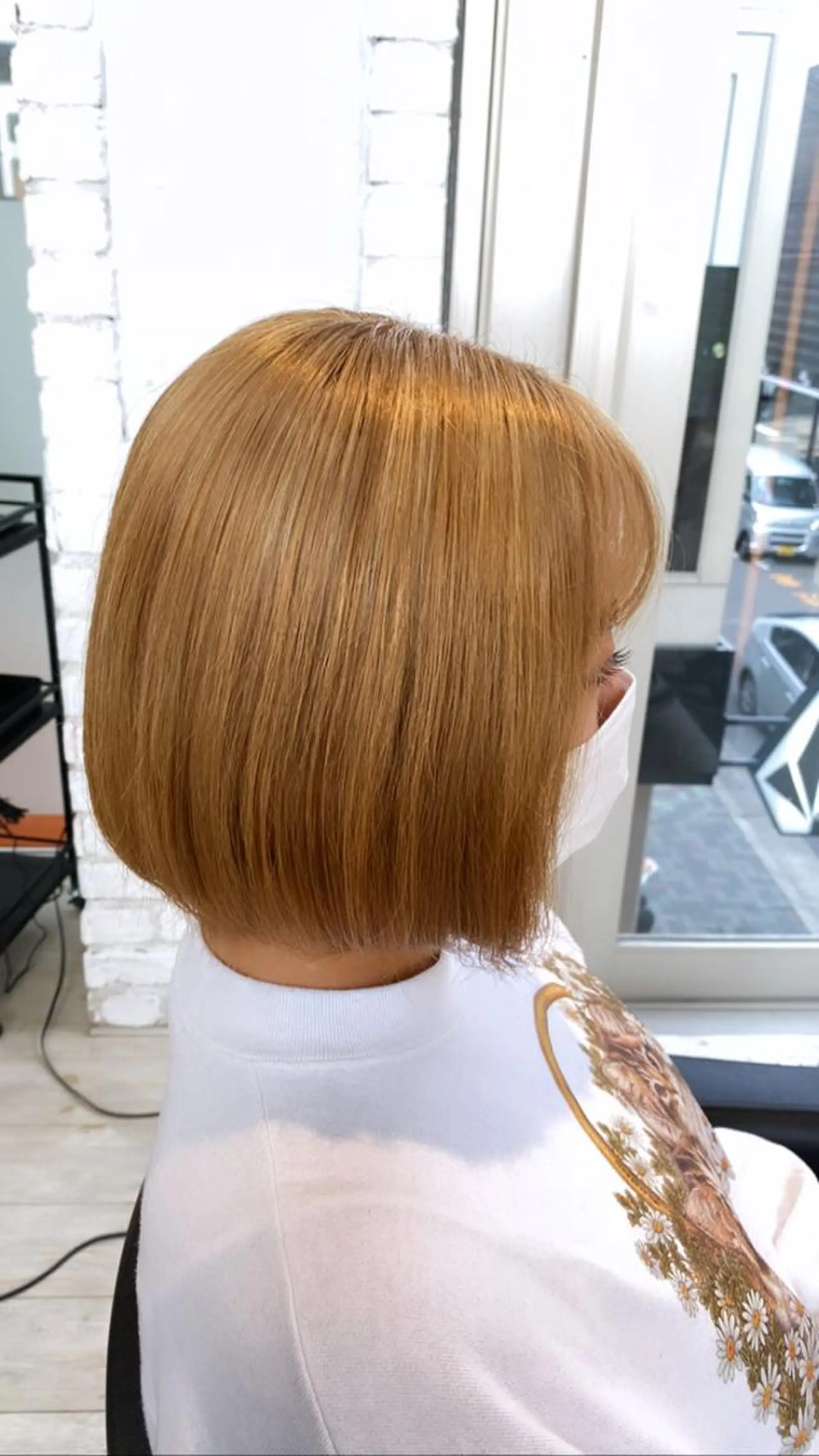 ショート カラー ベージュカラー ブリーチ ヘアカラー トリートメント 鈴木/ミルクティー/ ブリーチ/ボブ/のヘアスタイル