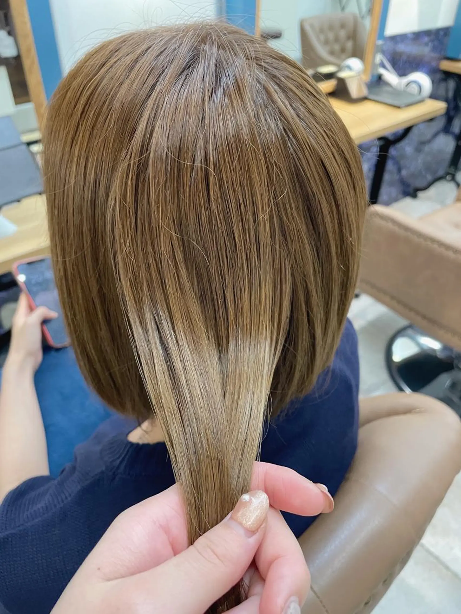 ミディアム カラー ヘアアレンジ ベージュカラー ブリーチ ブリーチなしカラー ヘアカラー トリートメント 🍒新家 さくら🍒のヘアスタイル