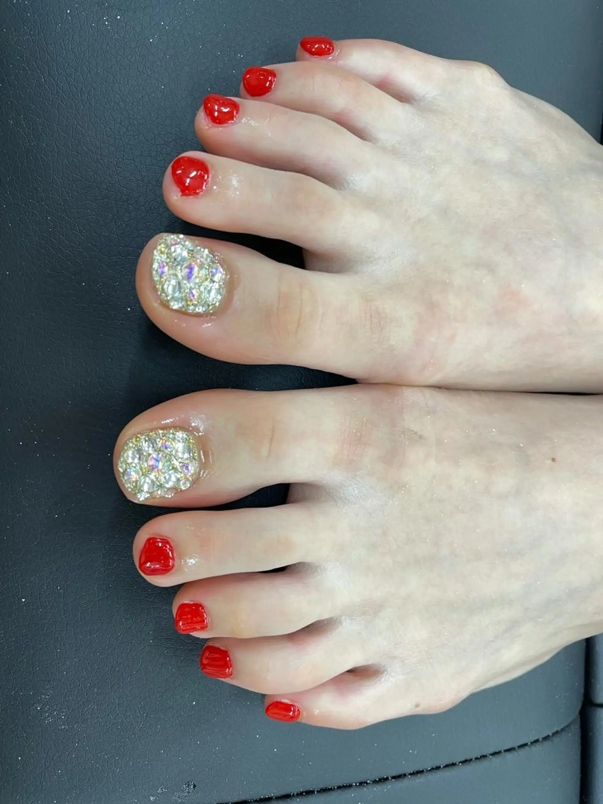 ネイル umi 🩵🤍のネイルデザイン