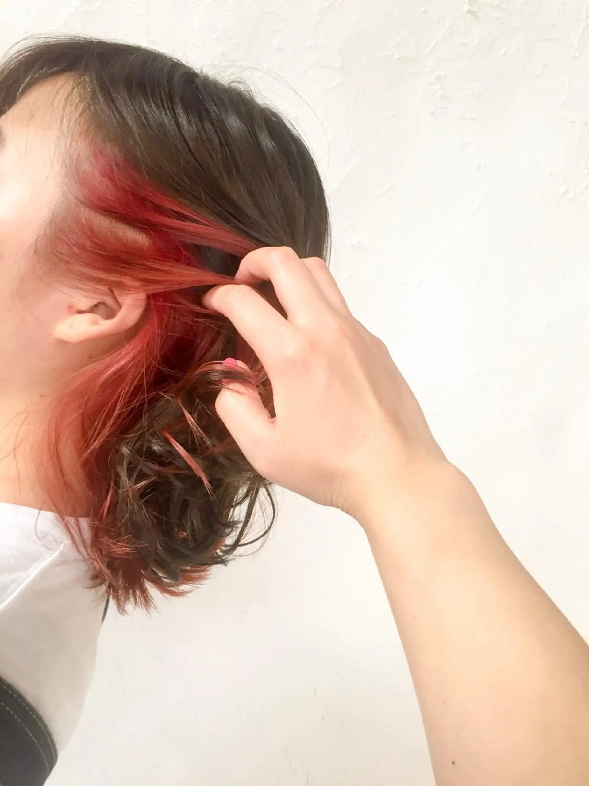 ミディアム カラー 伊藤 優希のヘアスタイル