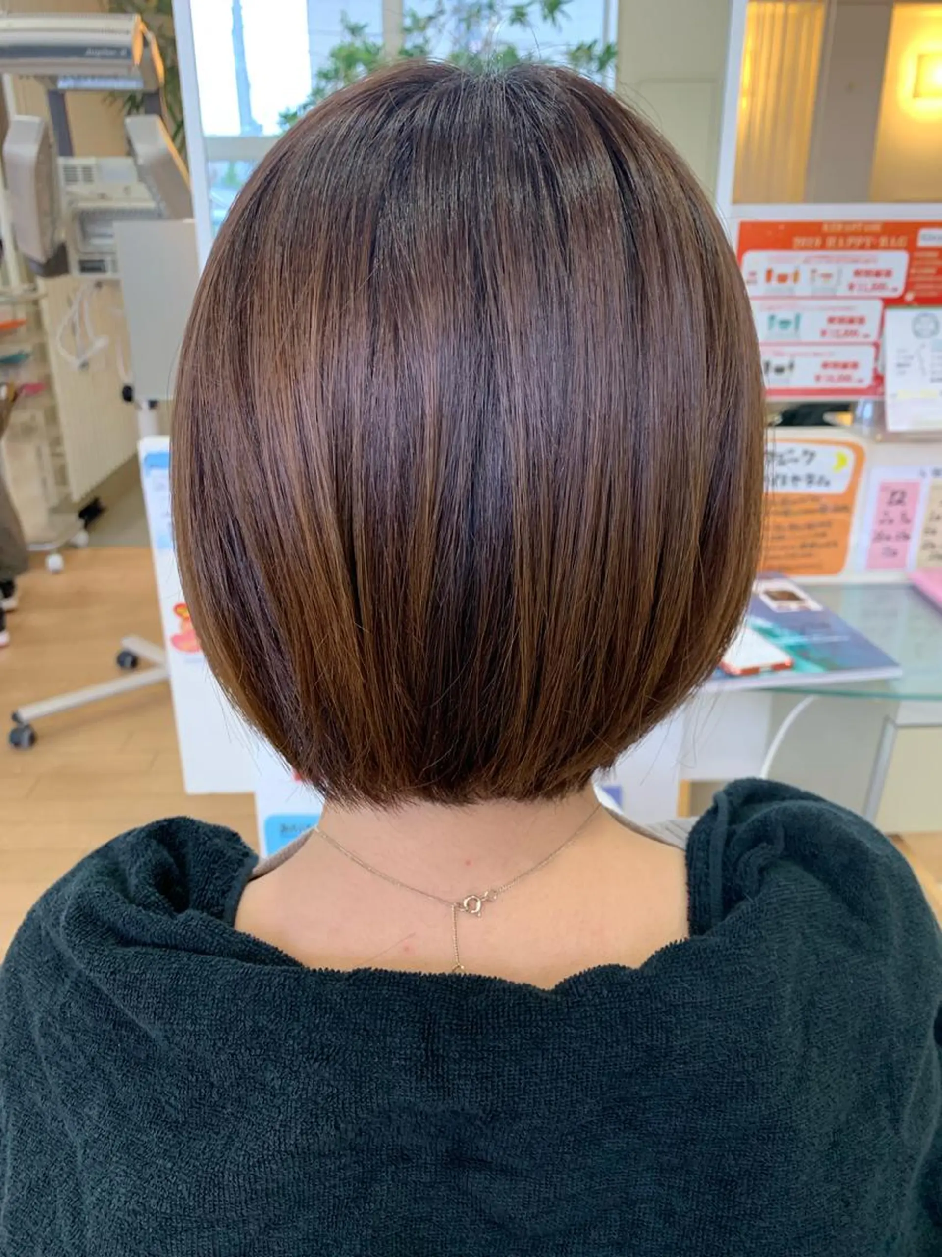 ショート カット 美容しょうへいの店所属・吉川 茉由子のマツエク・マツパデザイン