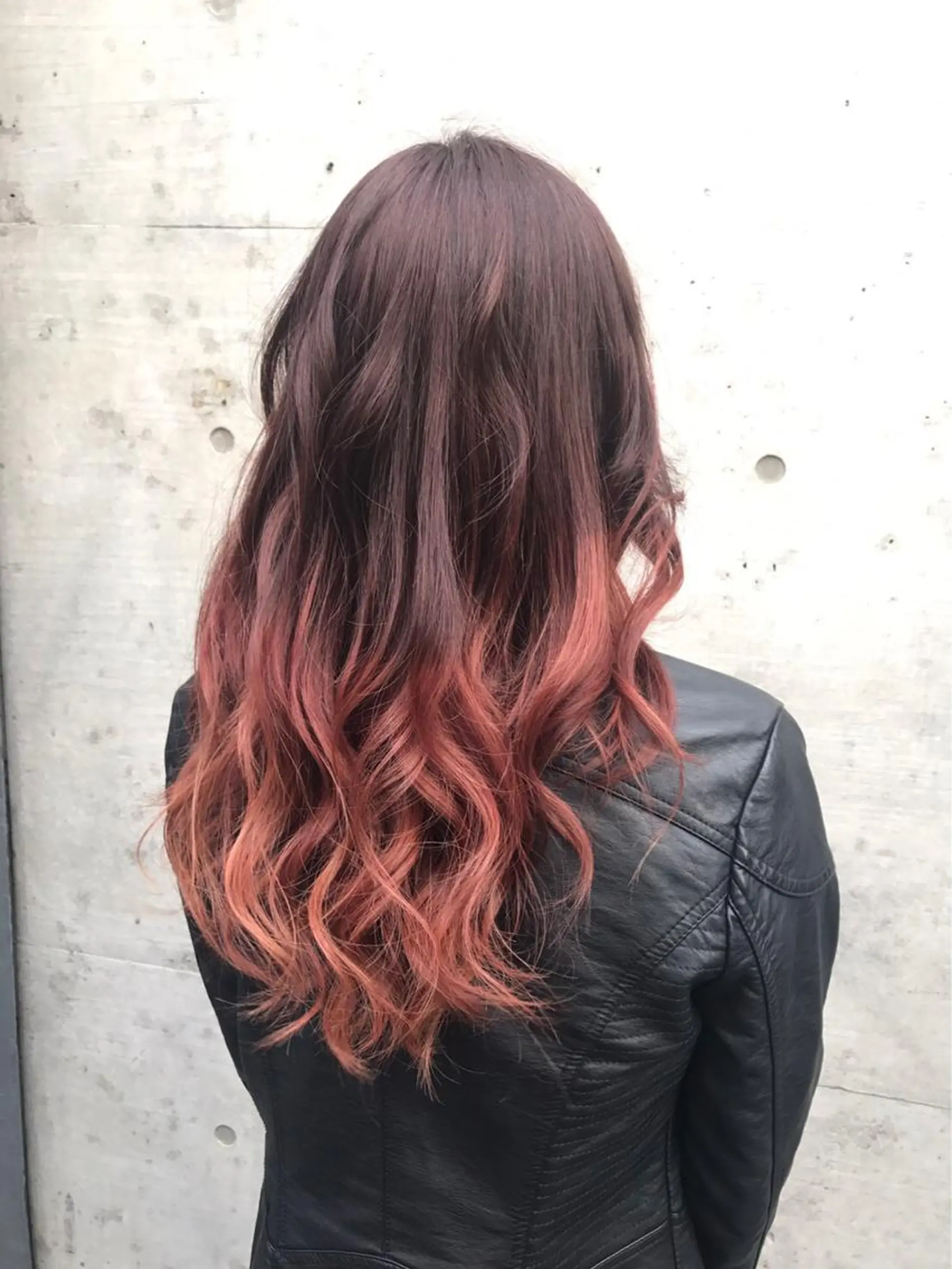 カラー デザインカラー グラデーションカラー ピンクカラー トリートメント /カラー/NAOKIのヘアスタイル