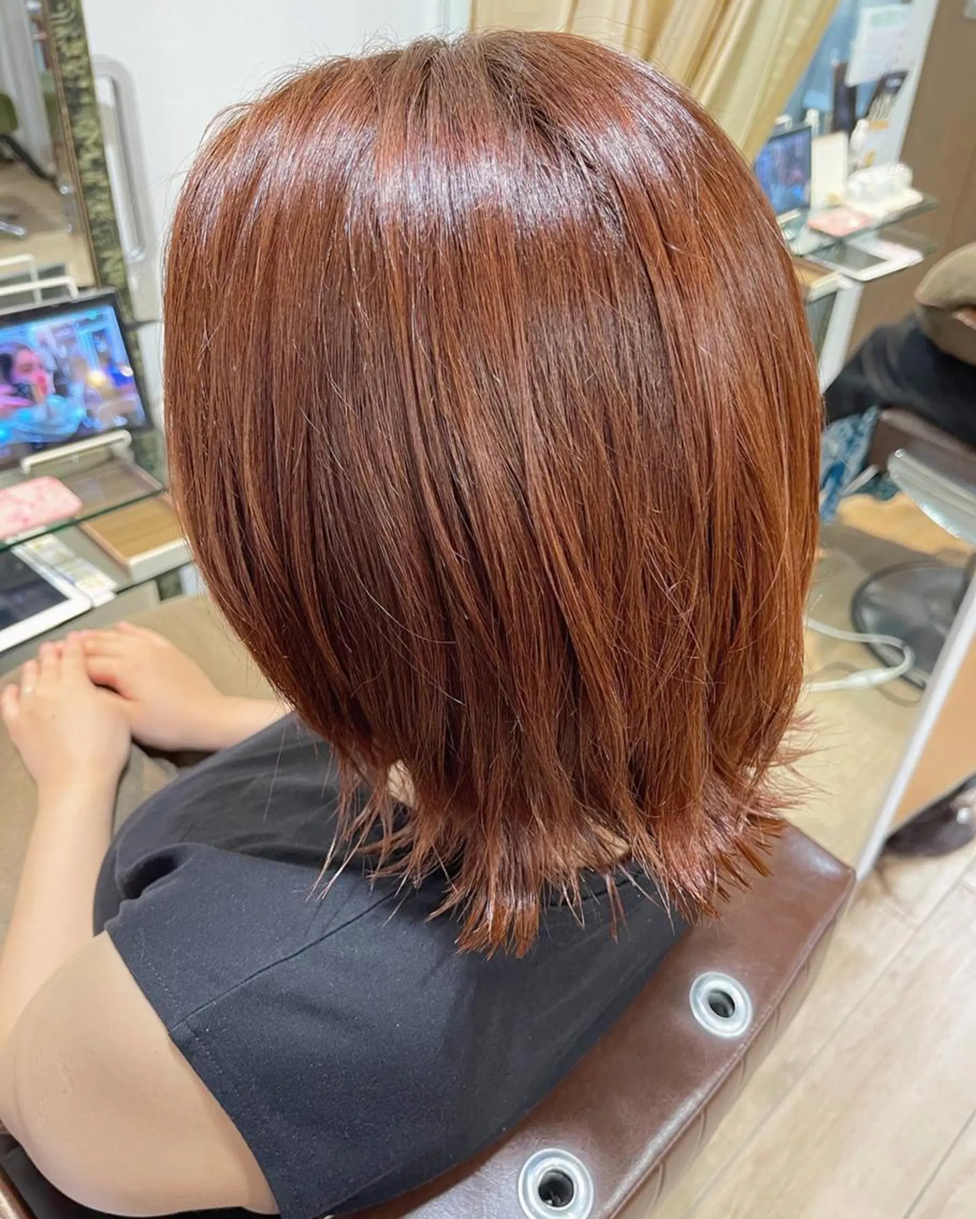 カラー アッシュ バレイヤージュ ベージュカラー ブリーチ ケアブリーチ 🫧髪質改善艶カラー _マエダ 🫧のヘアスタイル