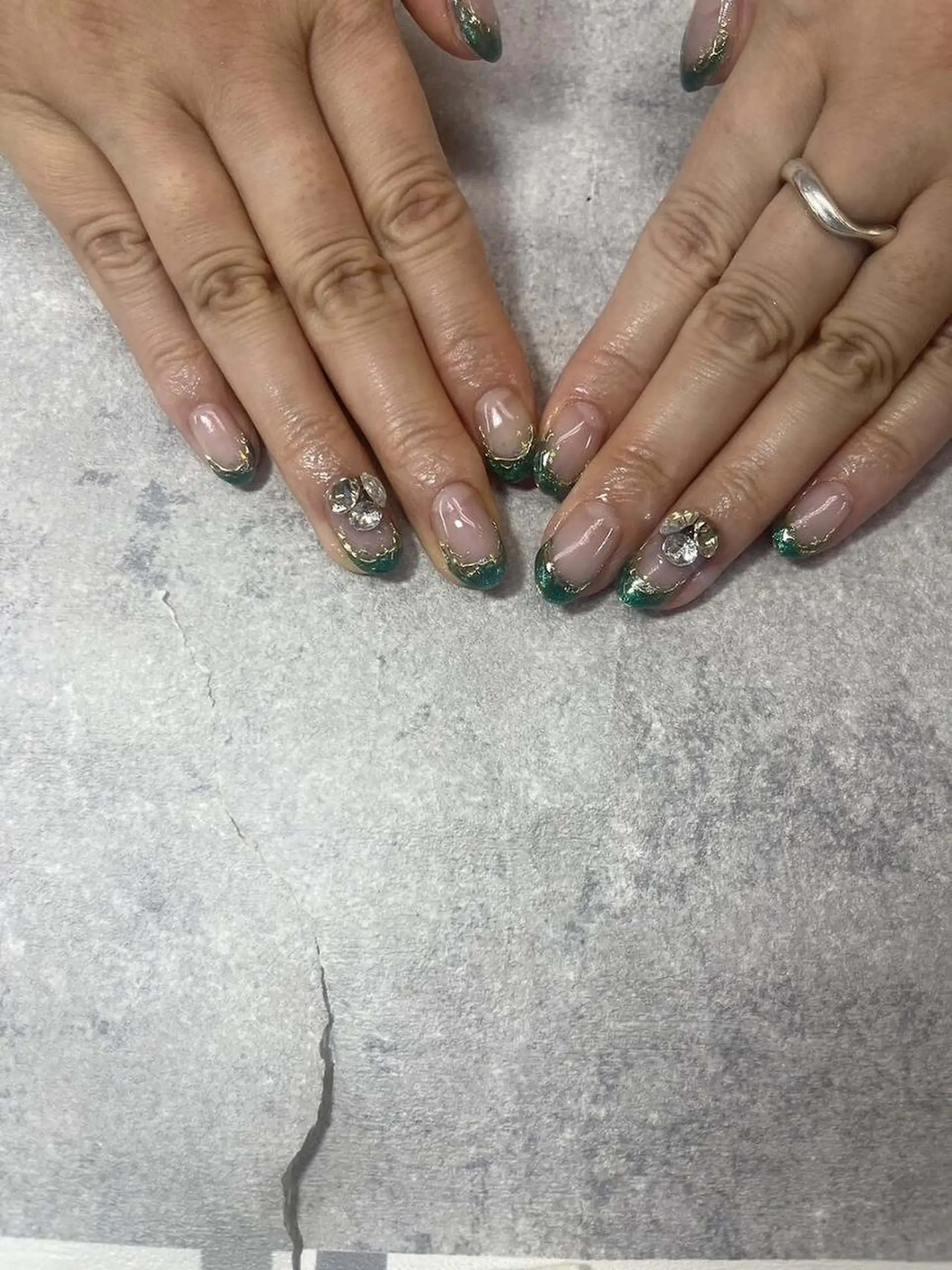 ネイル フットネイル フレンチネイル ジェルネイル ガラスフレンチ グラデーション ハンドネイル ハンドケア FASTNAIL PLUS 新宿店のネイルデザイン