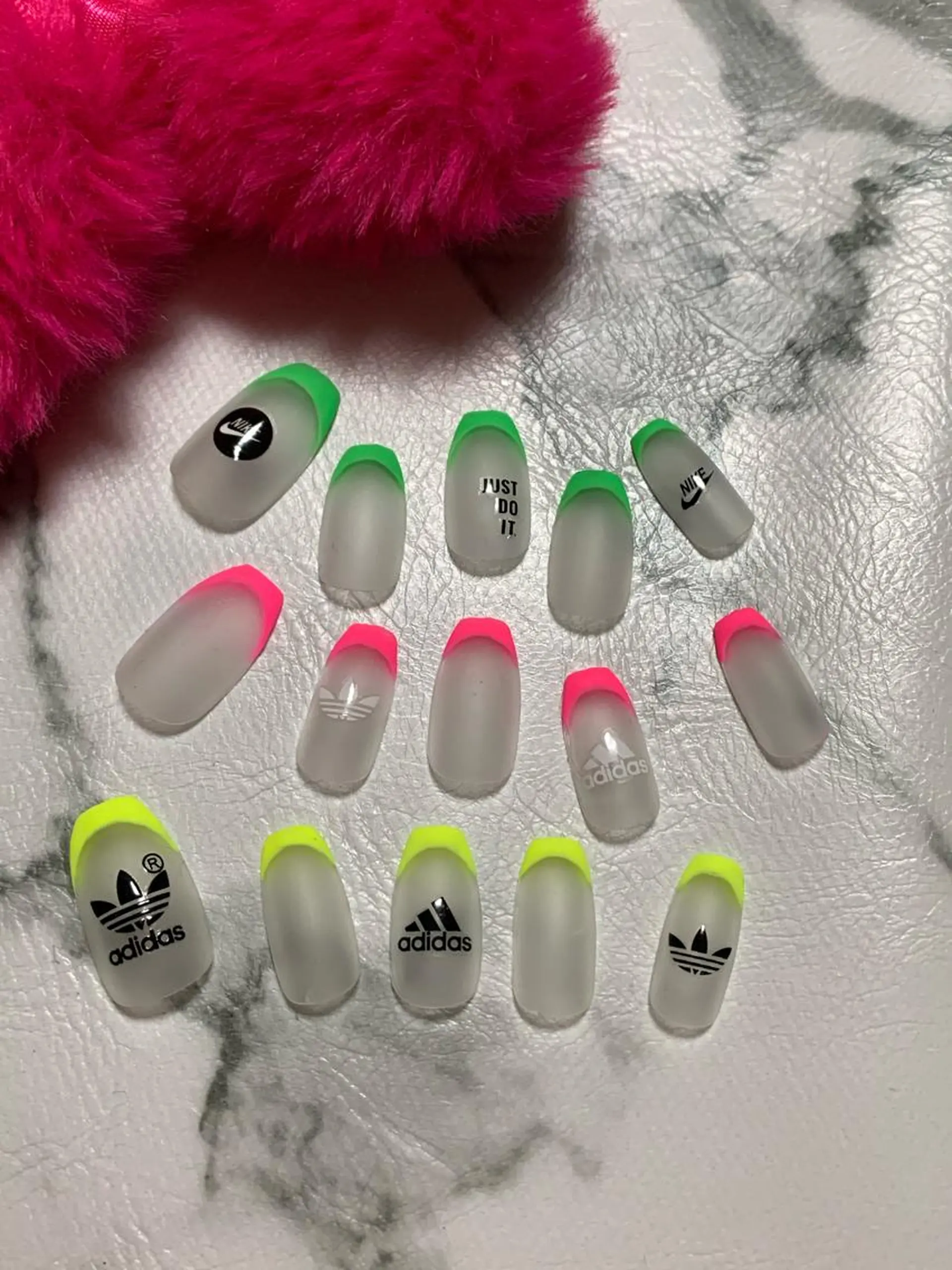 ネイル x.1.0.nail ♡Cのネイルデザイン