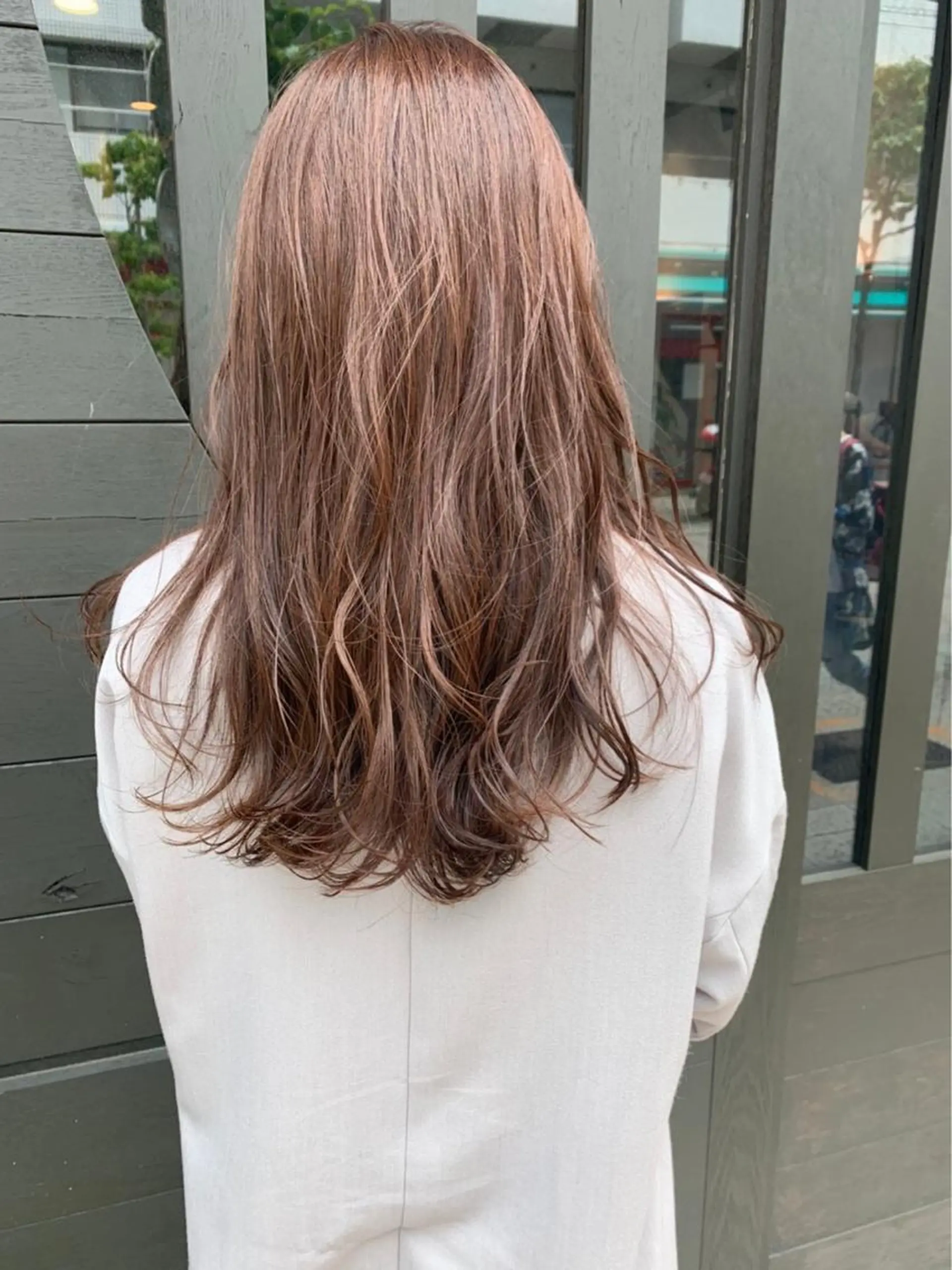 セミロング Brat hair salon所属・梅田 るいこのヘアスタイル